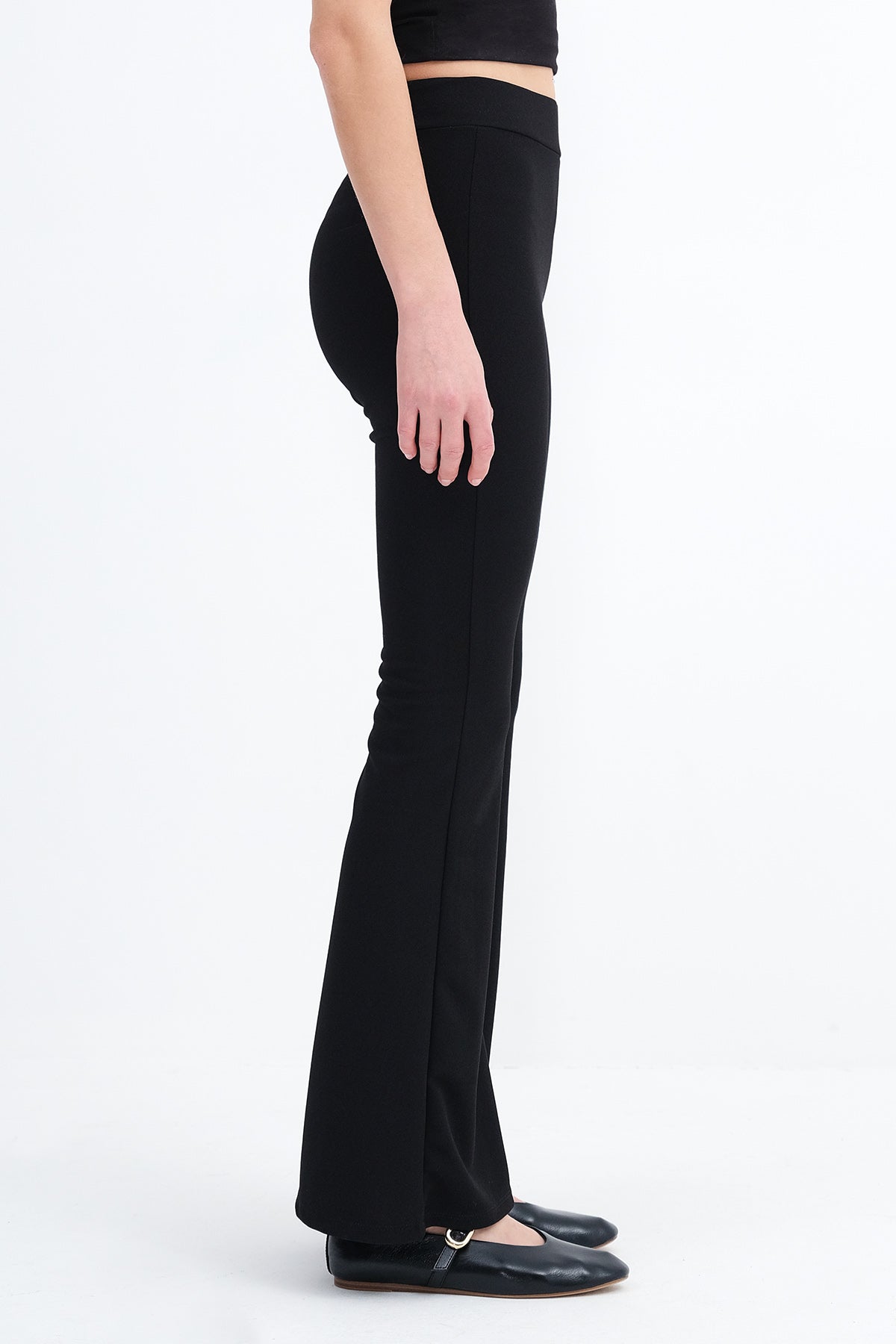 Black_Flared-Leg-Pants-addax