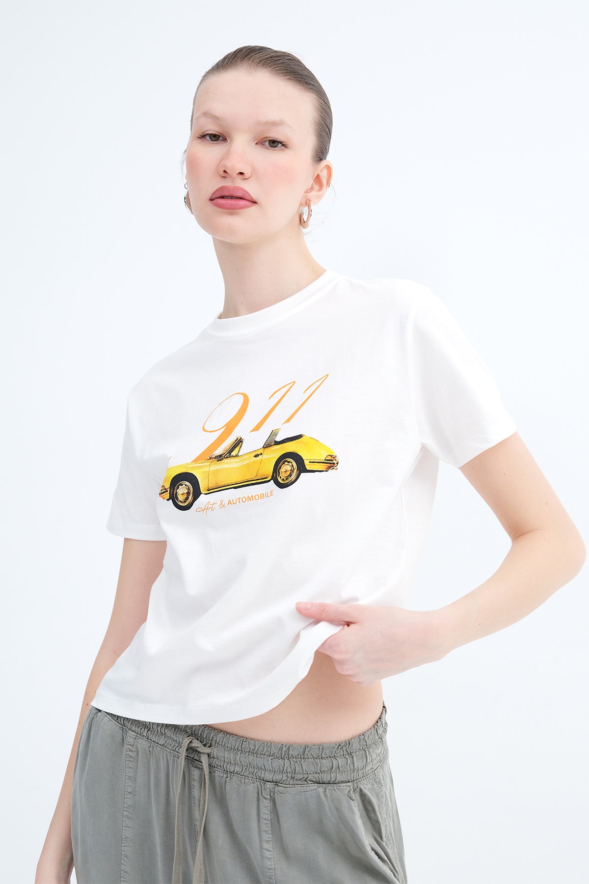 Ecru_Car-Printed-T-Shirt-addax