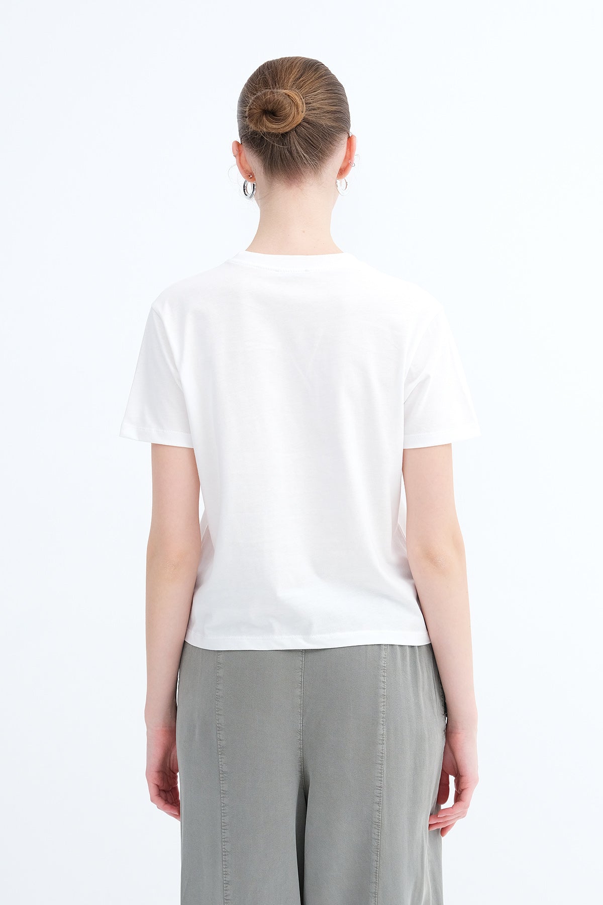 Ecru_Car-Printed-T-Shirt-addax