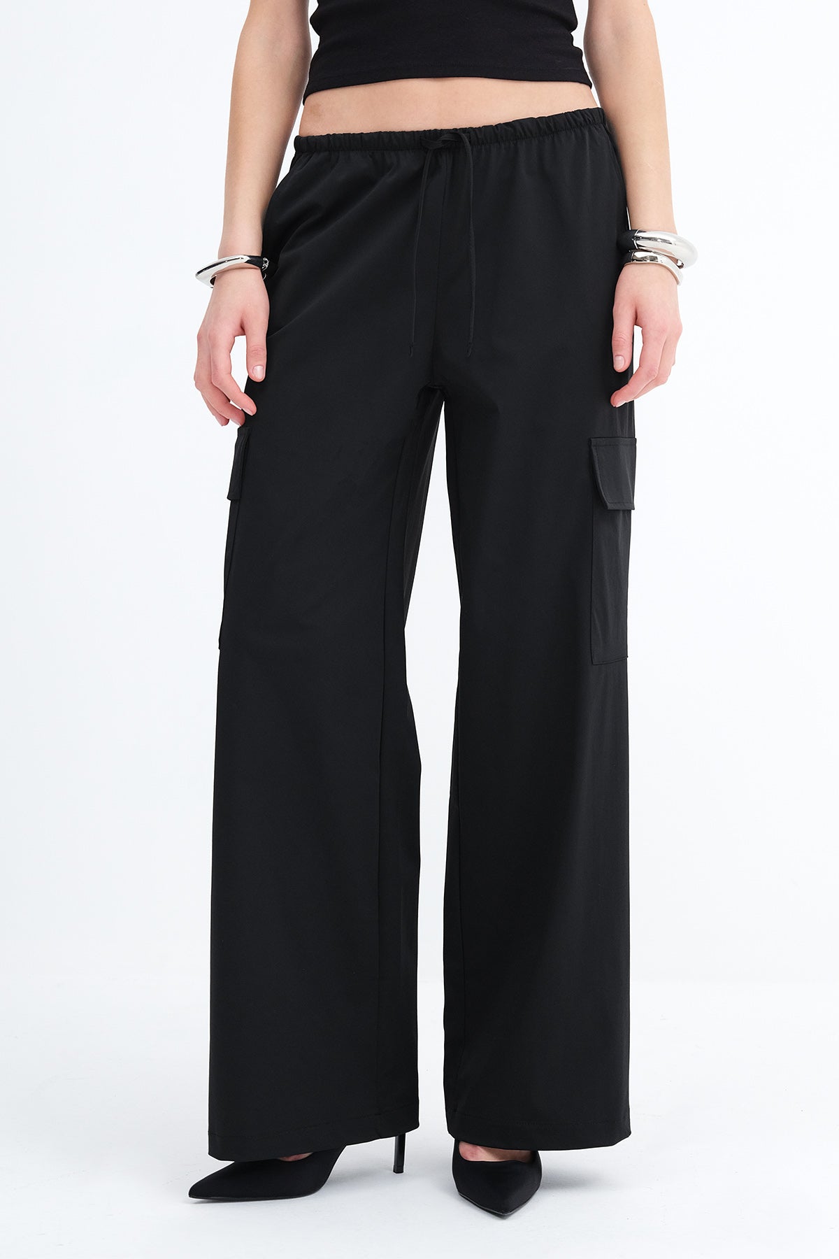 Black_Elastic-Waist-Cargo-Pants-addax