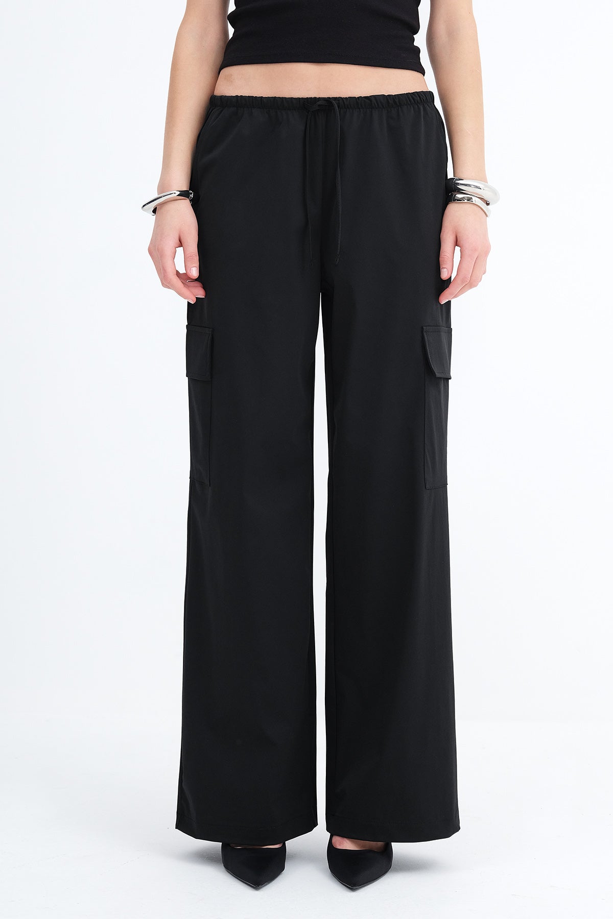 Black_Elastic-Waist-Cargo-Pants-addax