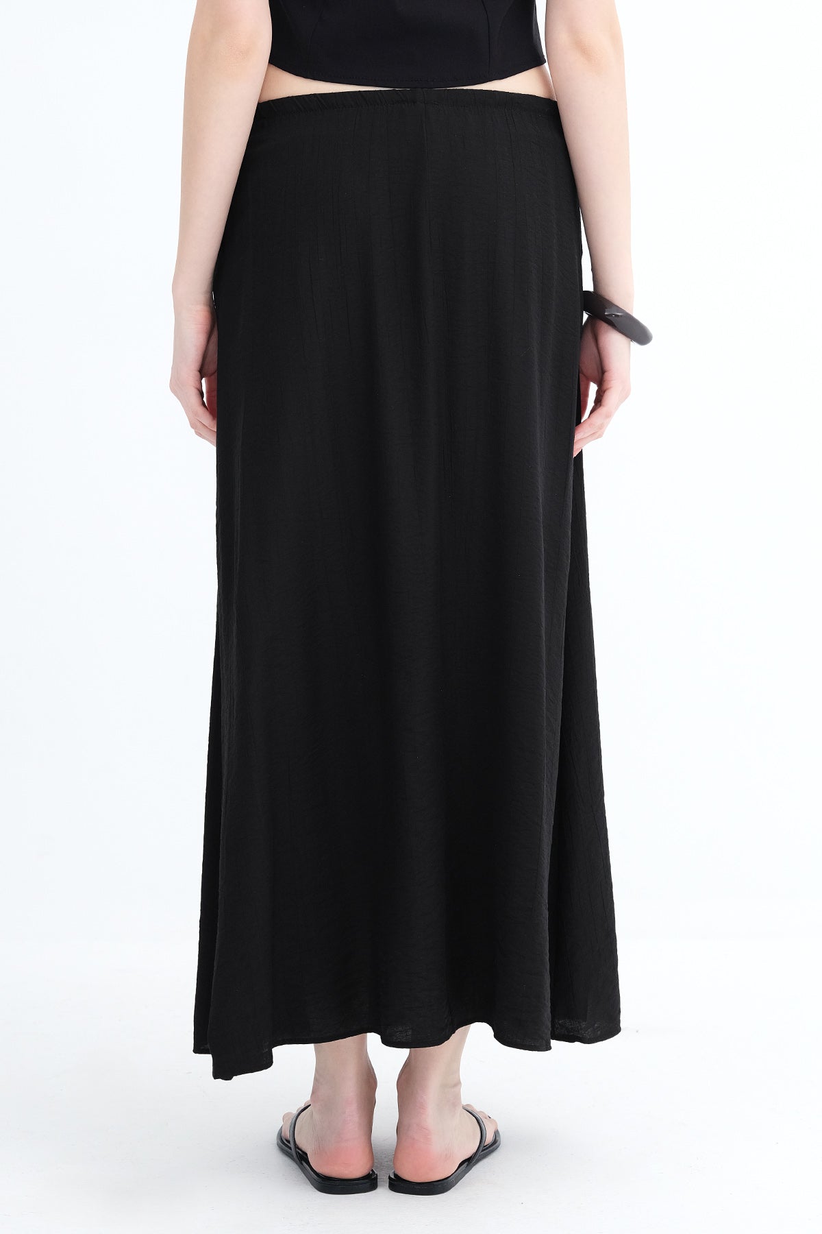 Black_Elastic-Waist-Long-Skirt-addax
