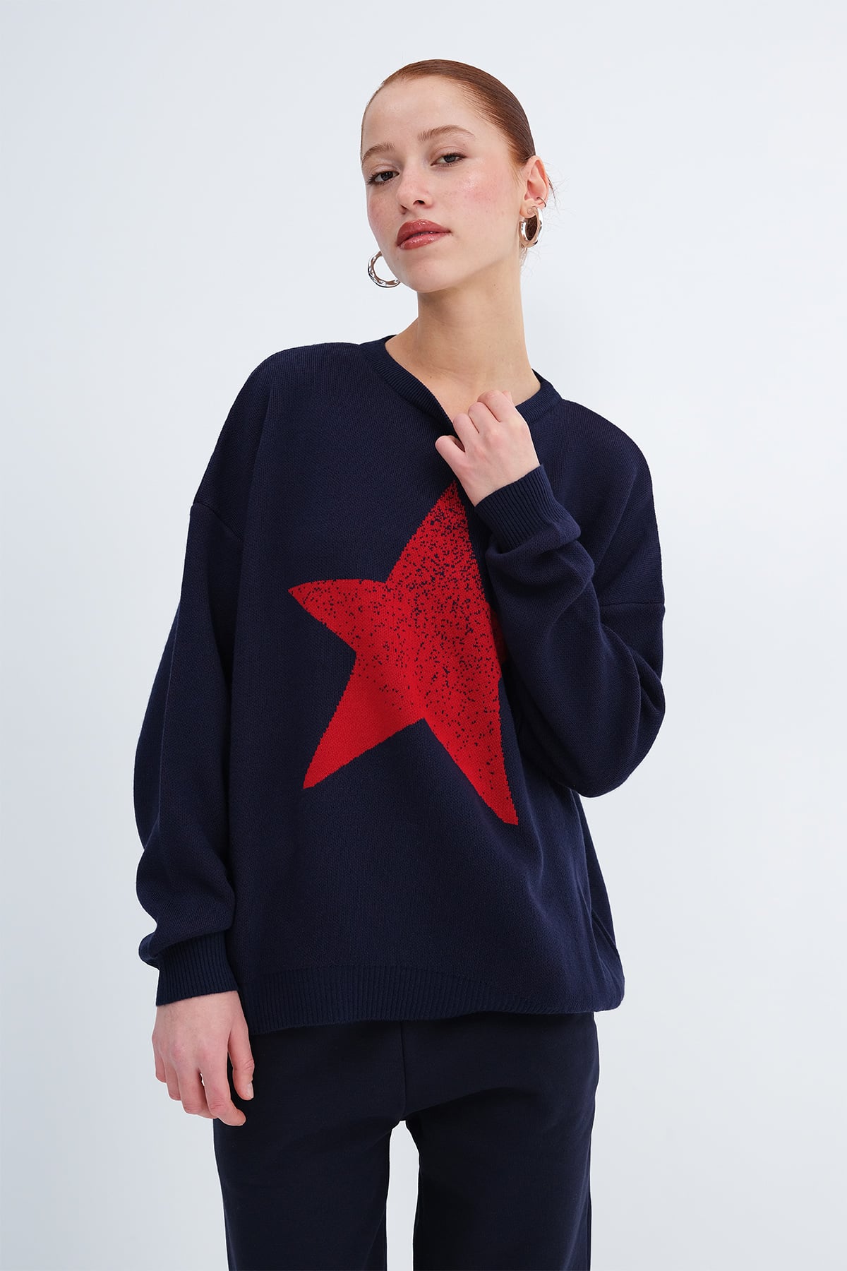 Dark-Night-Blue_Star-Knit-Sweater-addax