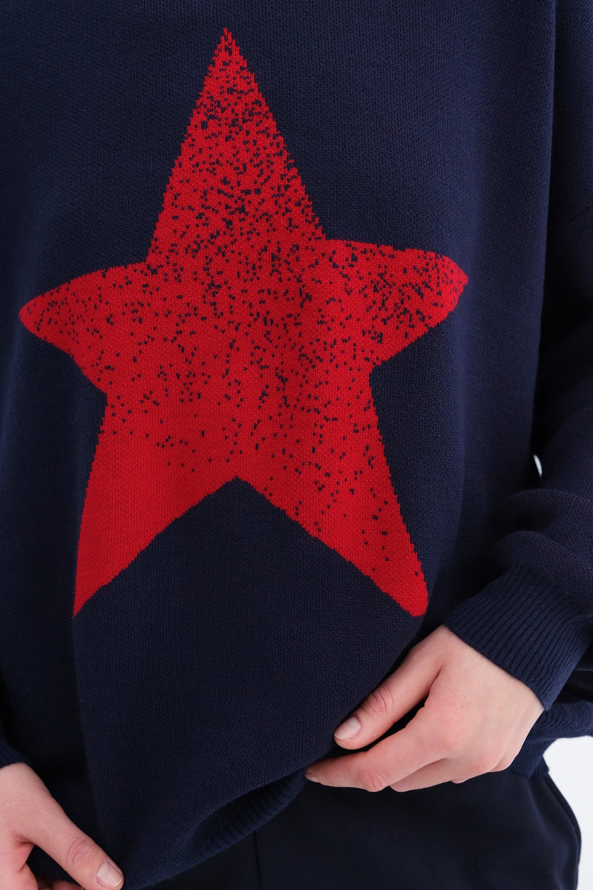 Dark-Night-Blue_Star-Knit-Sweater-addax