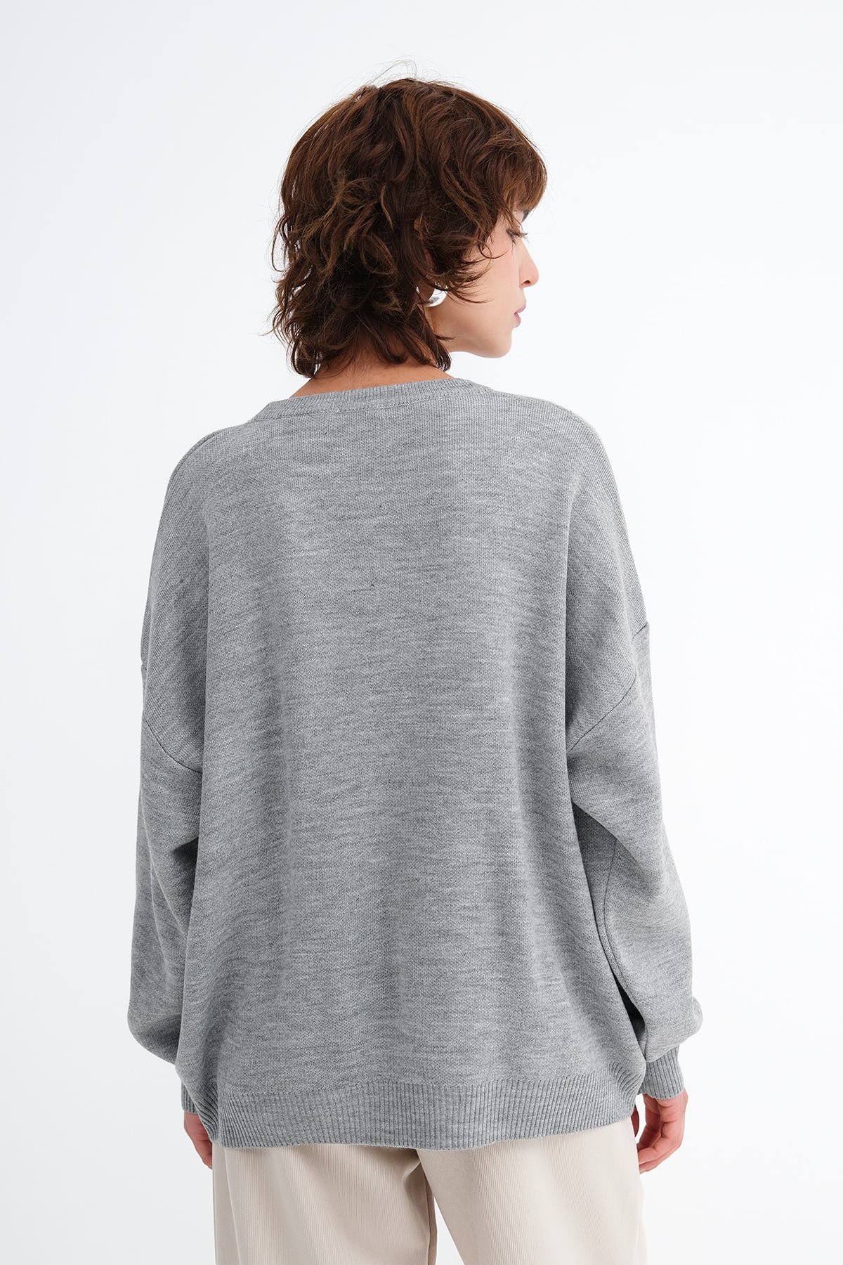 Snow-Melange_Star-Knit-Sweater-addax