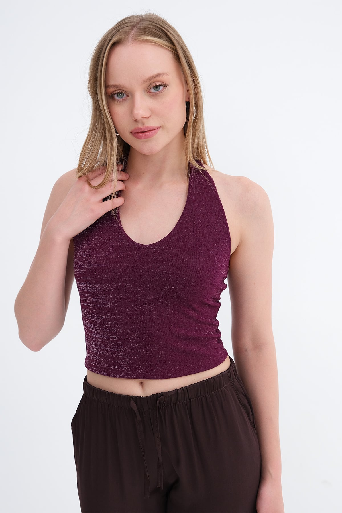 Gardenia_Halter-Neck-Blouse-addax