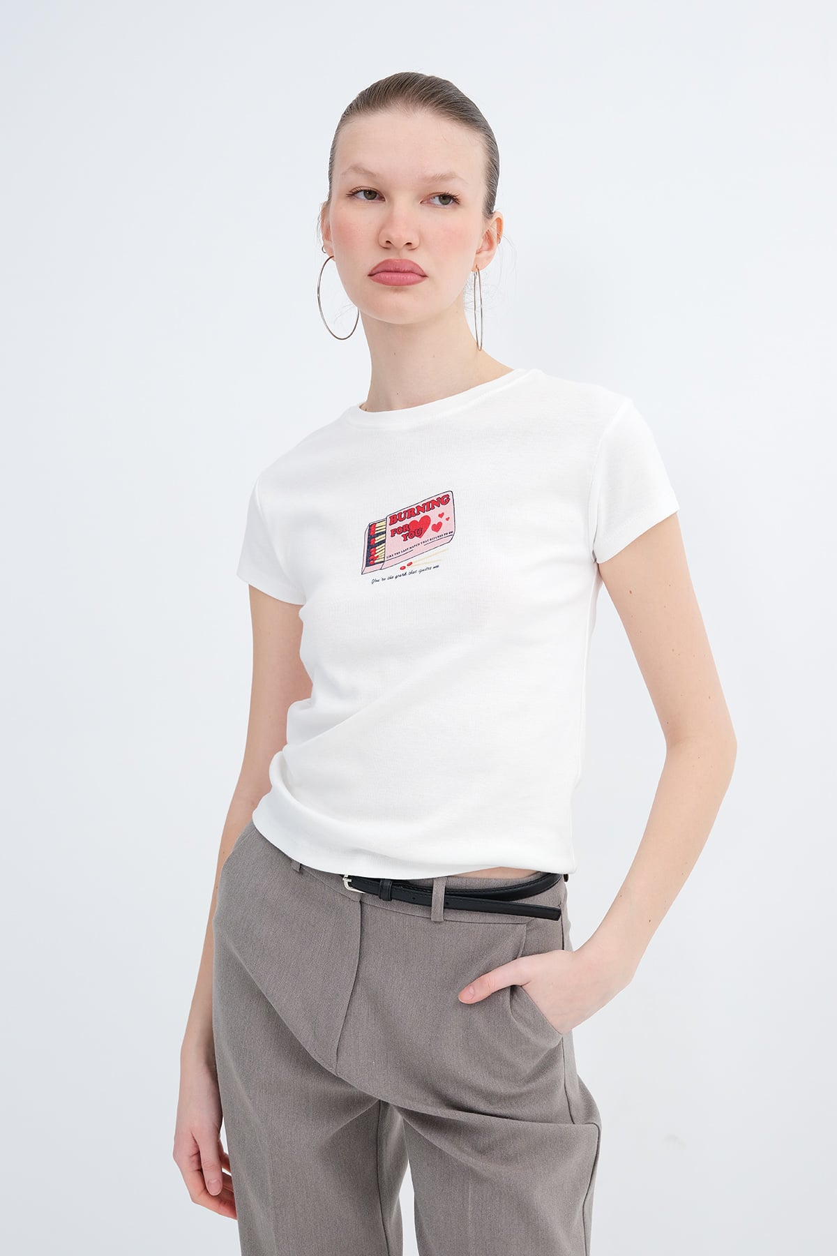 Ecru_Printed-Short-Sleeve-T-Shirt-addax