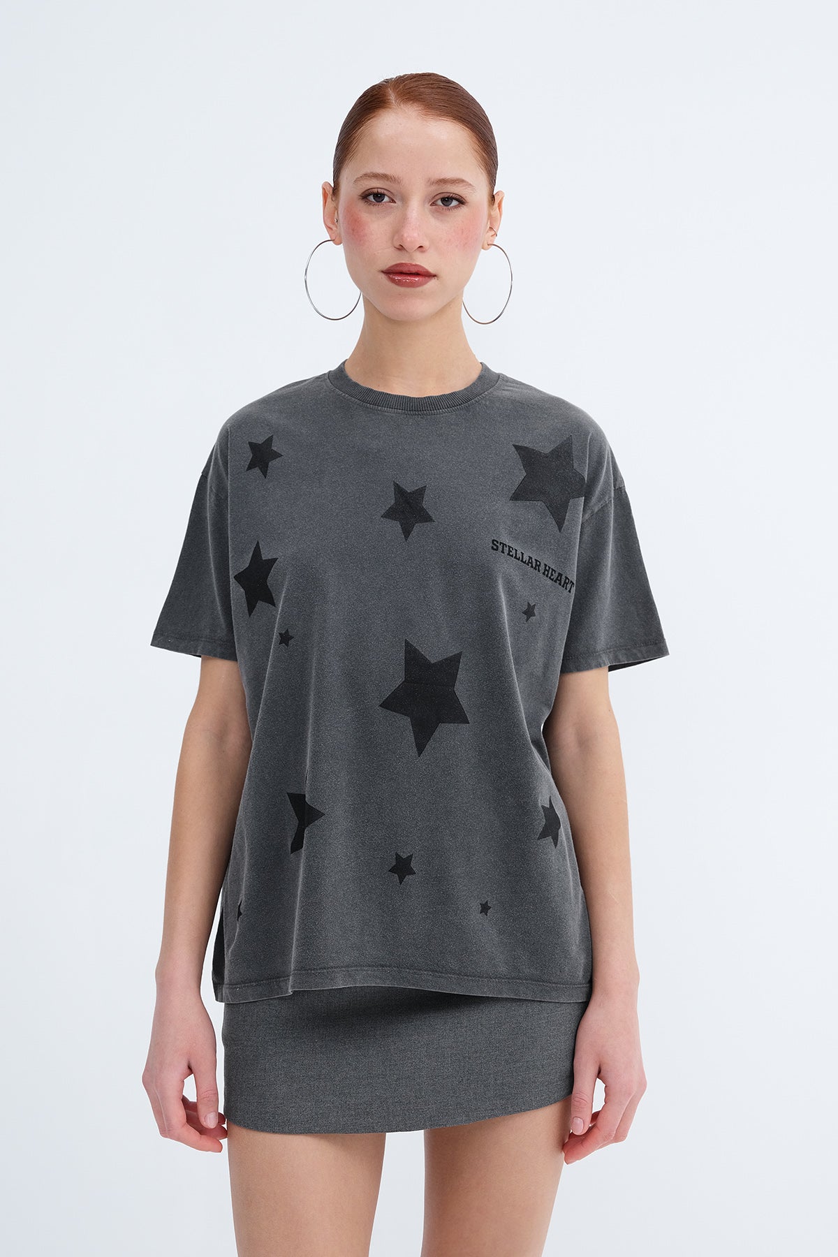 Acid-Lead-Grey_Star-Patterned-T-Shirt-addax