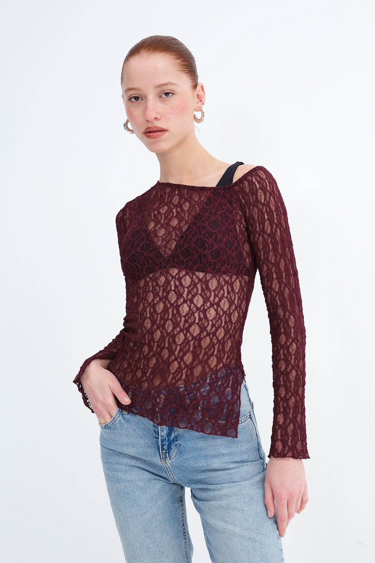 Gardenia_Asymmetric-Cut-Lace-Blouse-addax