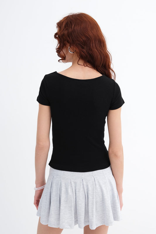 Black_Basic-Ribbed-T-shirt-addax