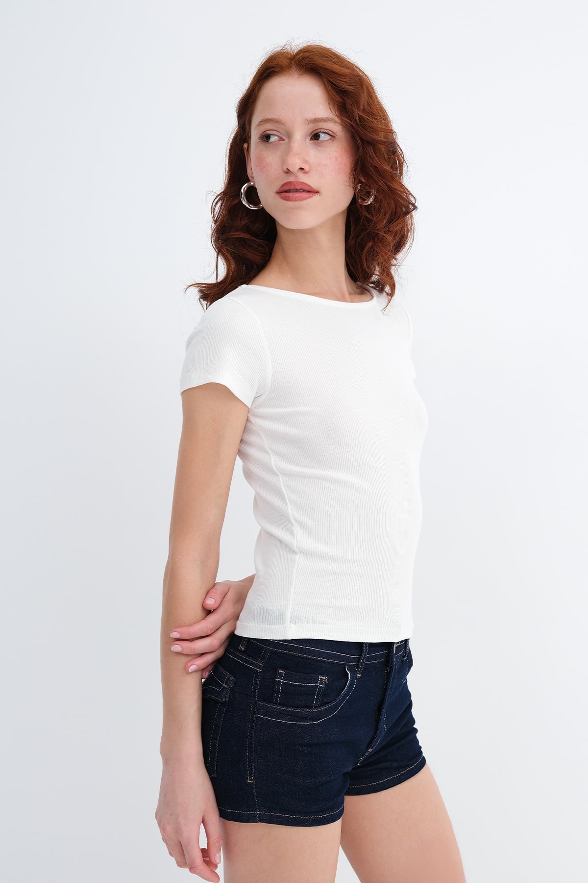 Ecru_Basic-Ribbed-T-shirt-addax