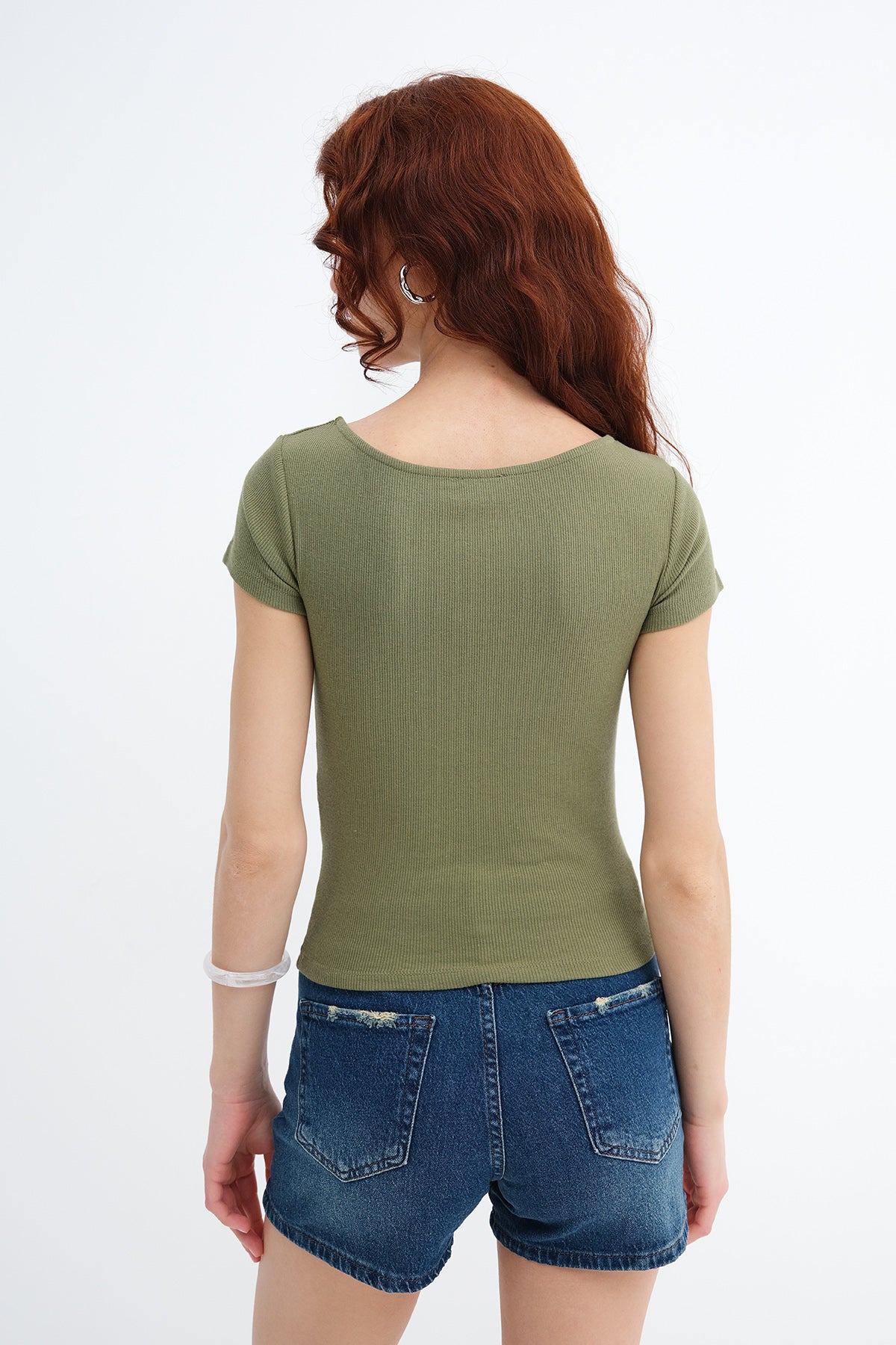 Matcha_Basic-Ribbed-T-shirt-addax