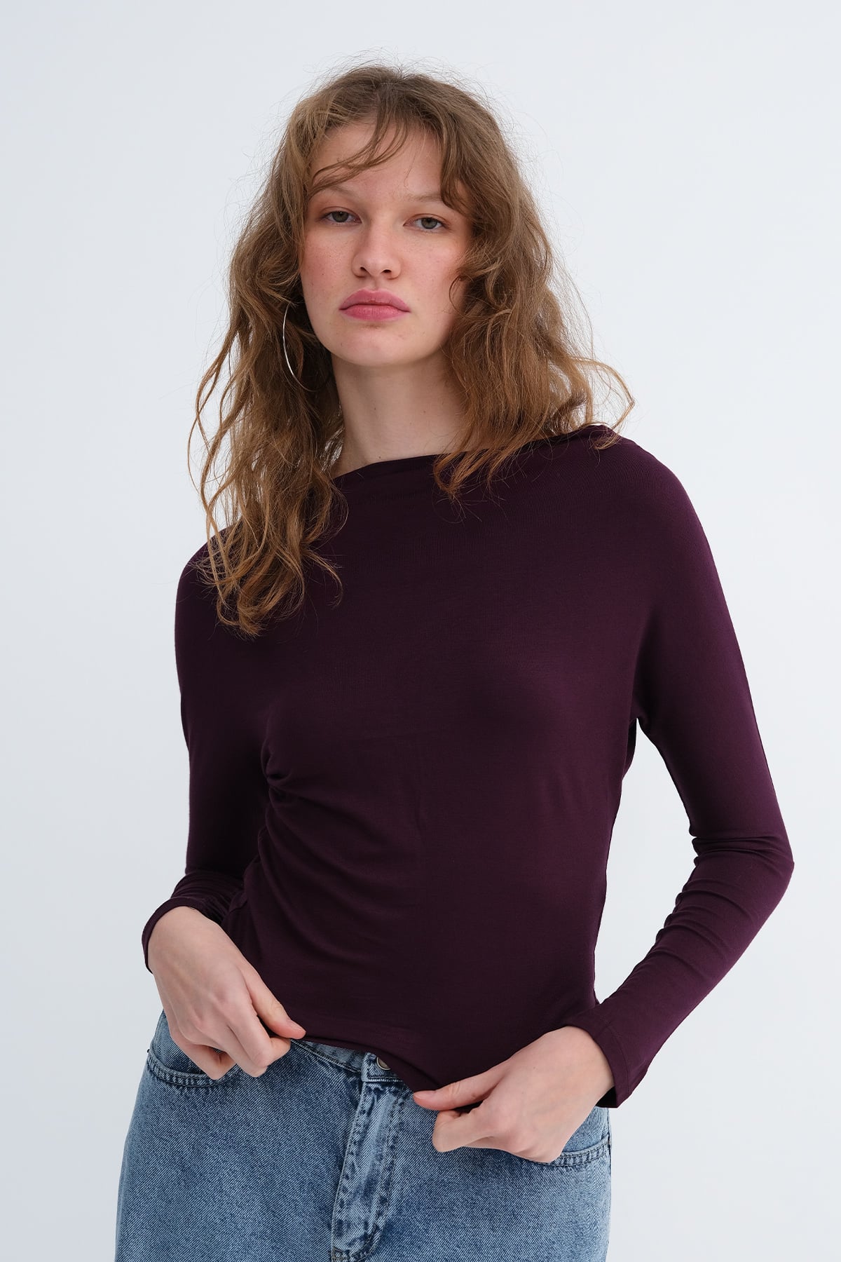 Gardenia_Kayık-Yaka-Basic-Bluz-B1888-addax