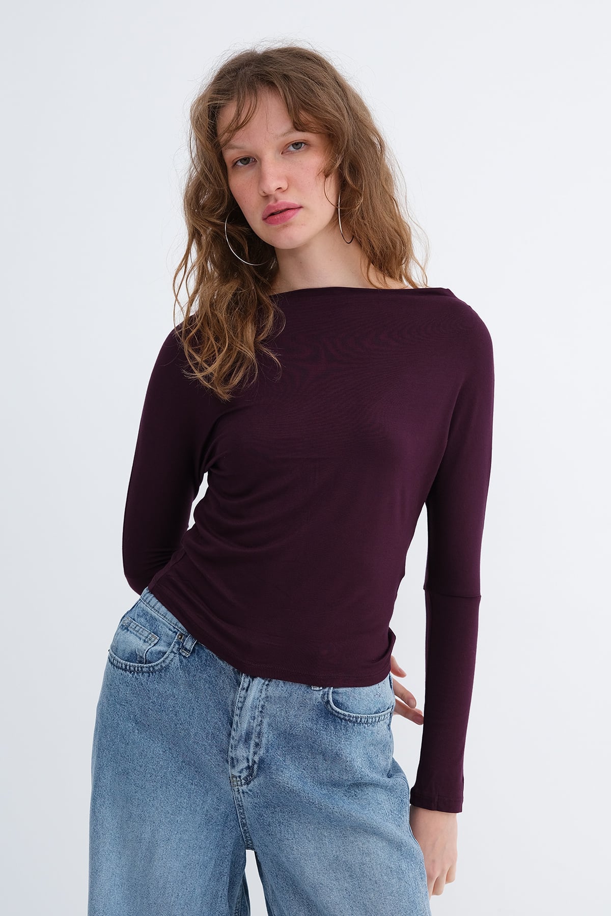 Gardenia_Kayık-Yaka-Basic-Bluz-B1888-addax