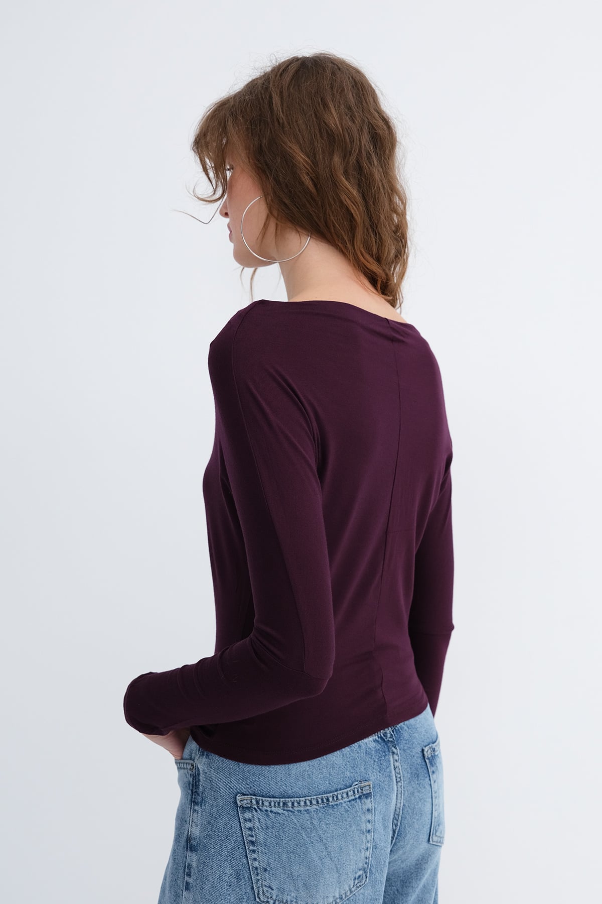 Gardenia_Kayık-Yaka-Basic-Bluz-B1888-addax