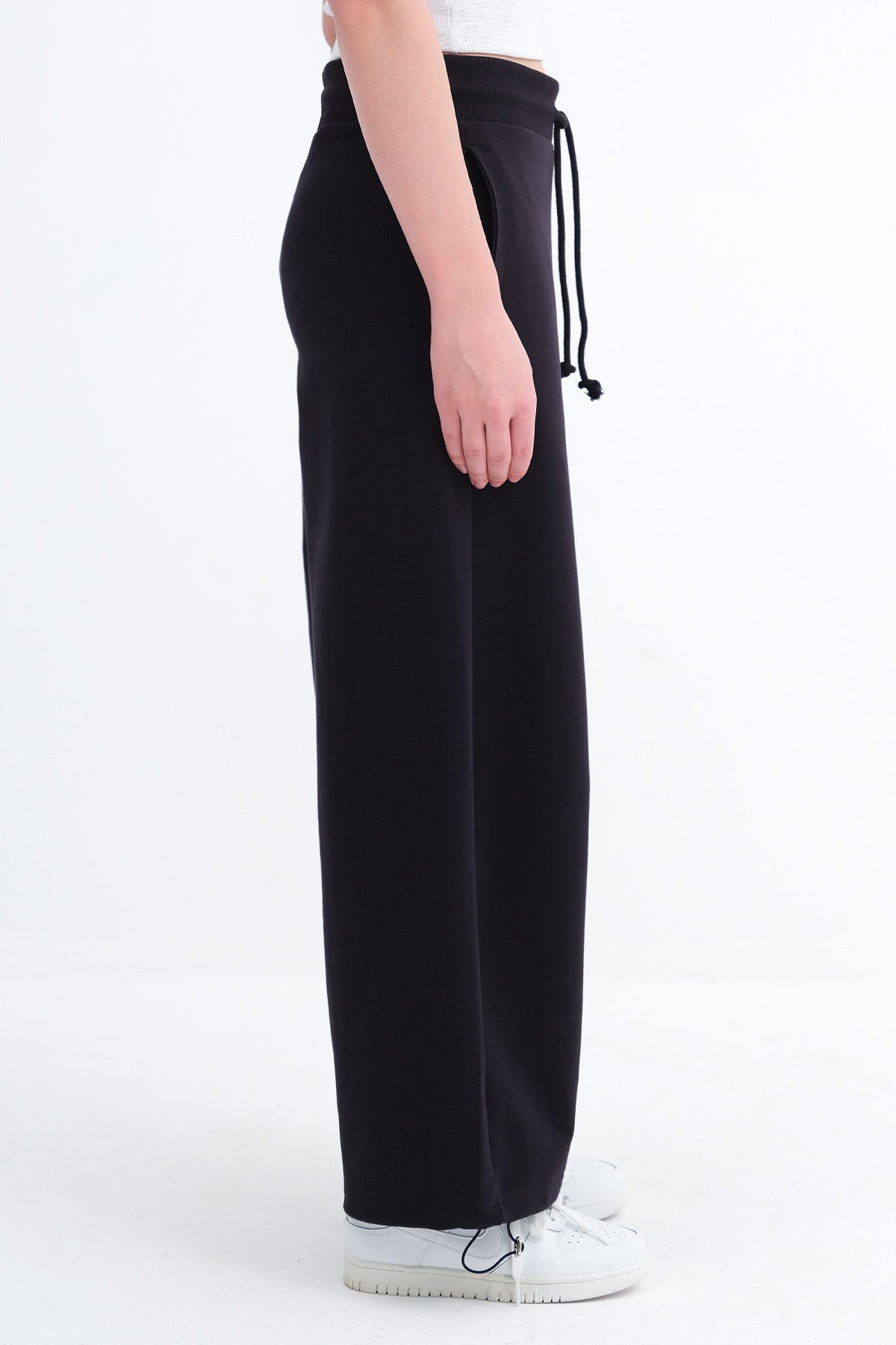 Night-Blue_Elastic-Hem-Sweatpants-addax