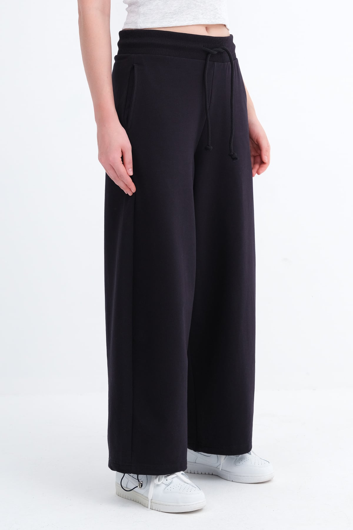 Night-Blue_Elastic-Hem-Sweatpants-addax