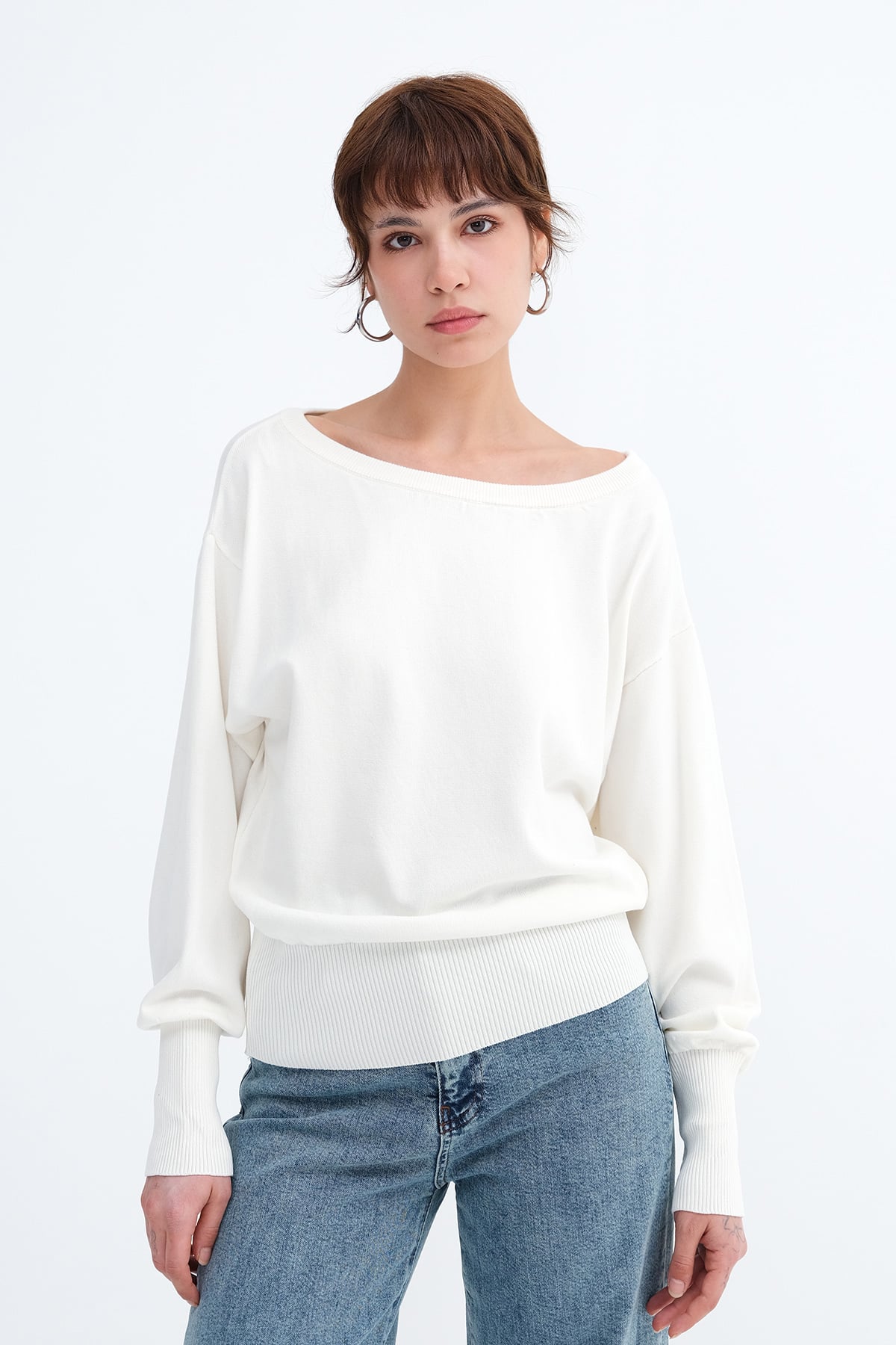 Ecru_Boat-Neck-Knit-Top-addax
