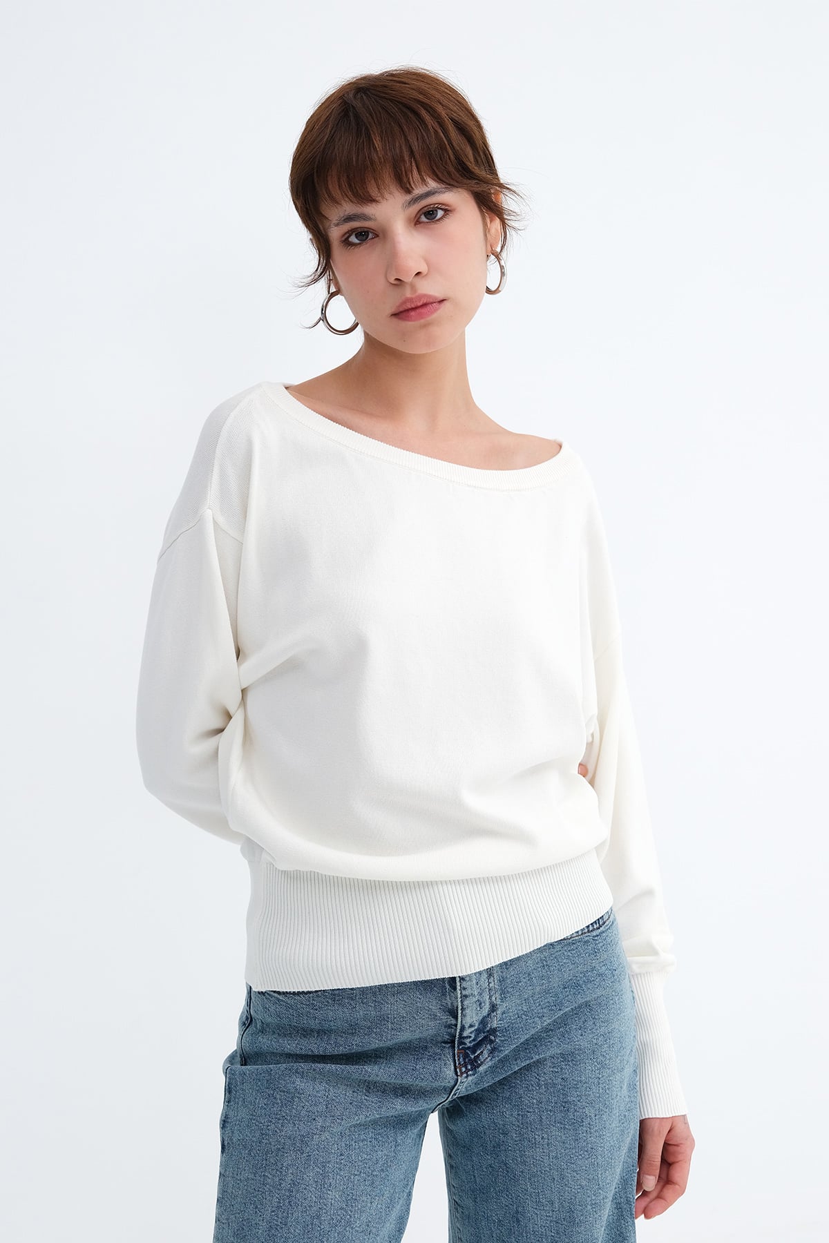 Ecru_Boat-Neck-Knit-Top-addax