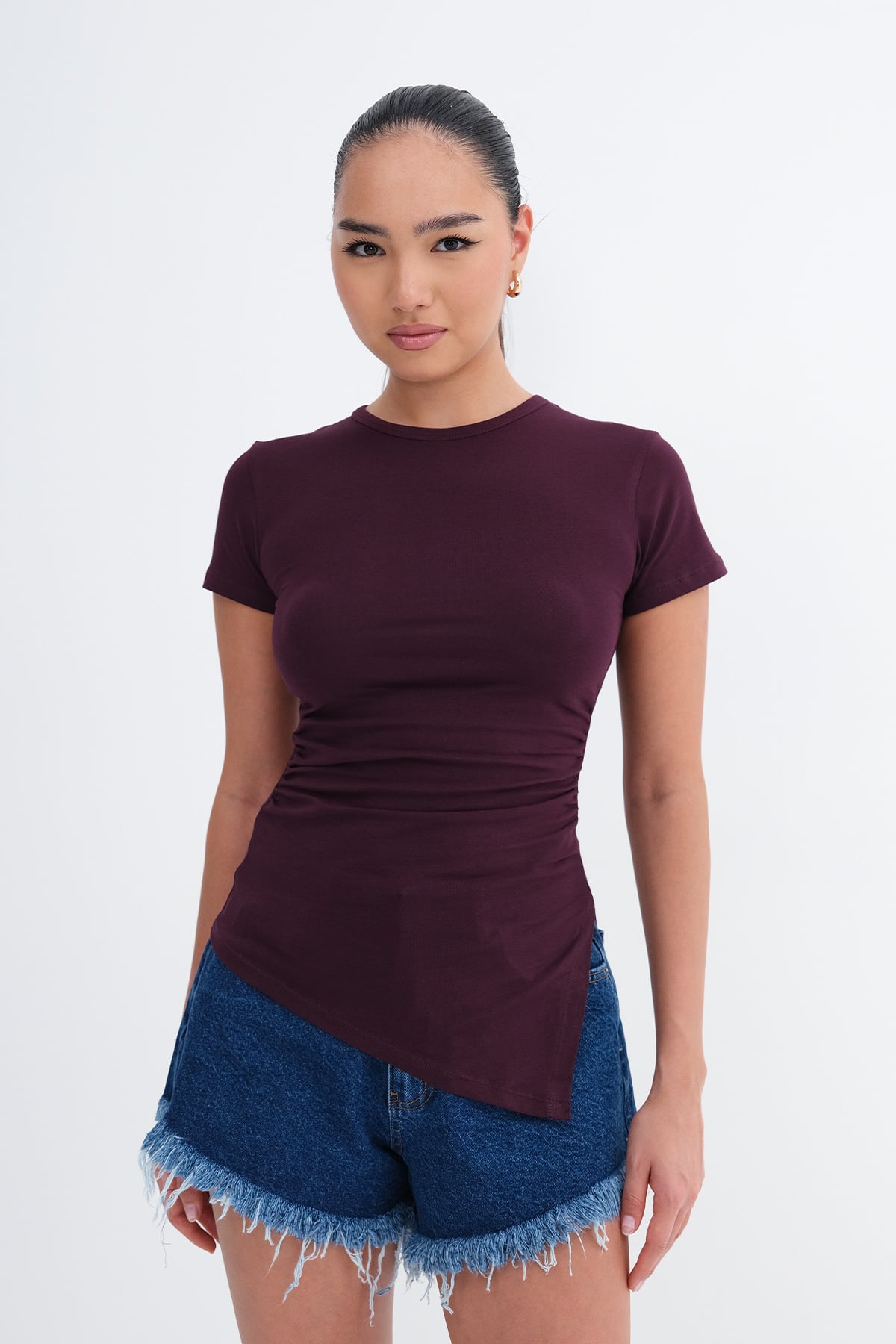 Gardenia_Asymmetrical-Cut-Basic-T-shirt-addax