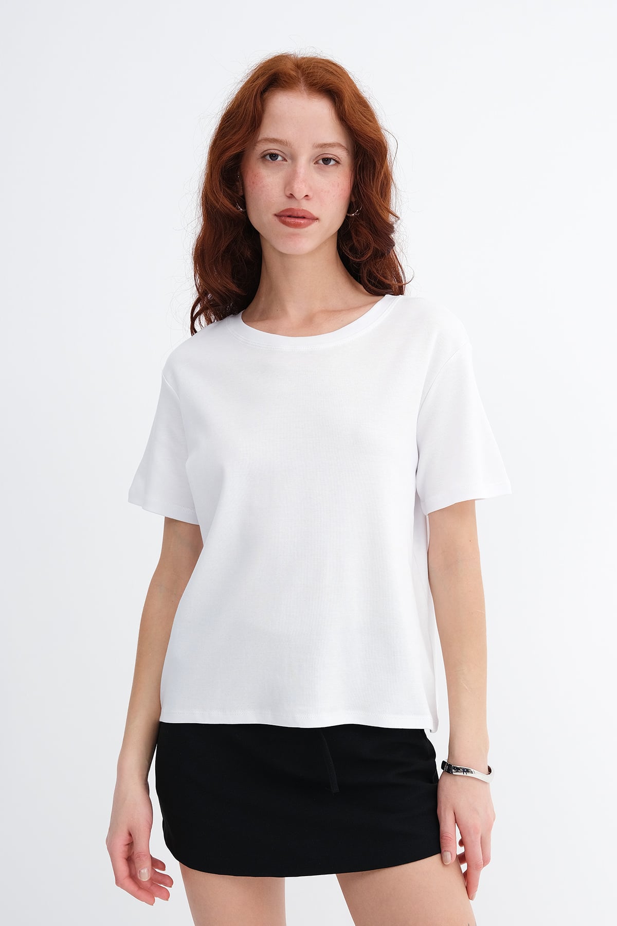 White_Crew-Neck-Basic-T-shirt-addax
