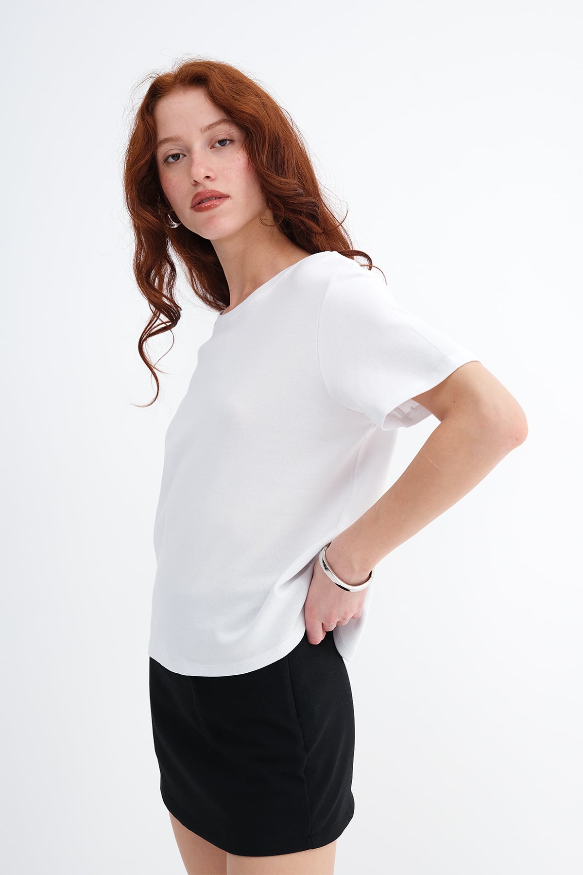 White_Crew-Neck-Basic-T-shirt-addax