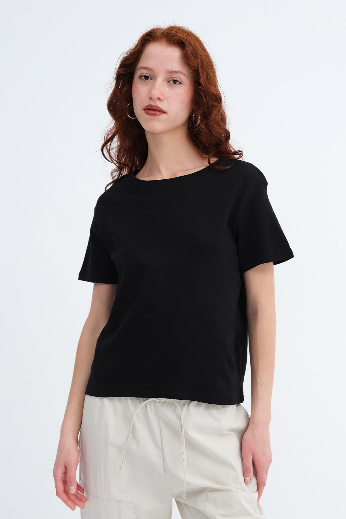 Black_Crew-Neck-Basic-T-shirt-addax