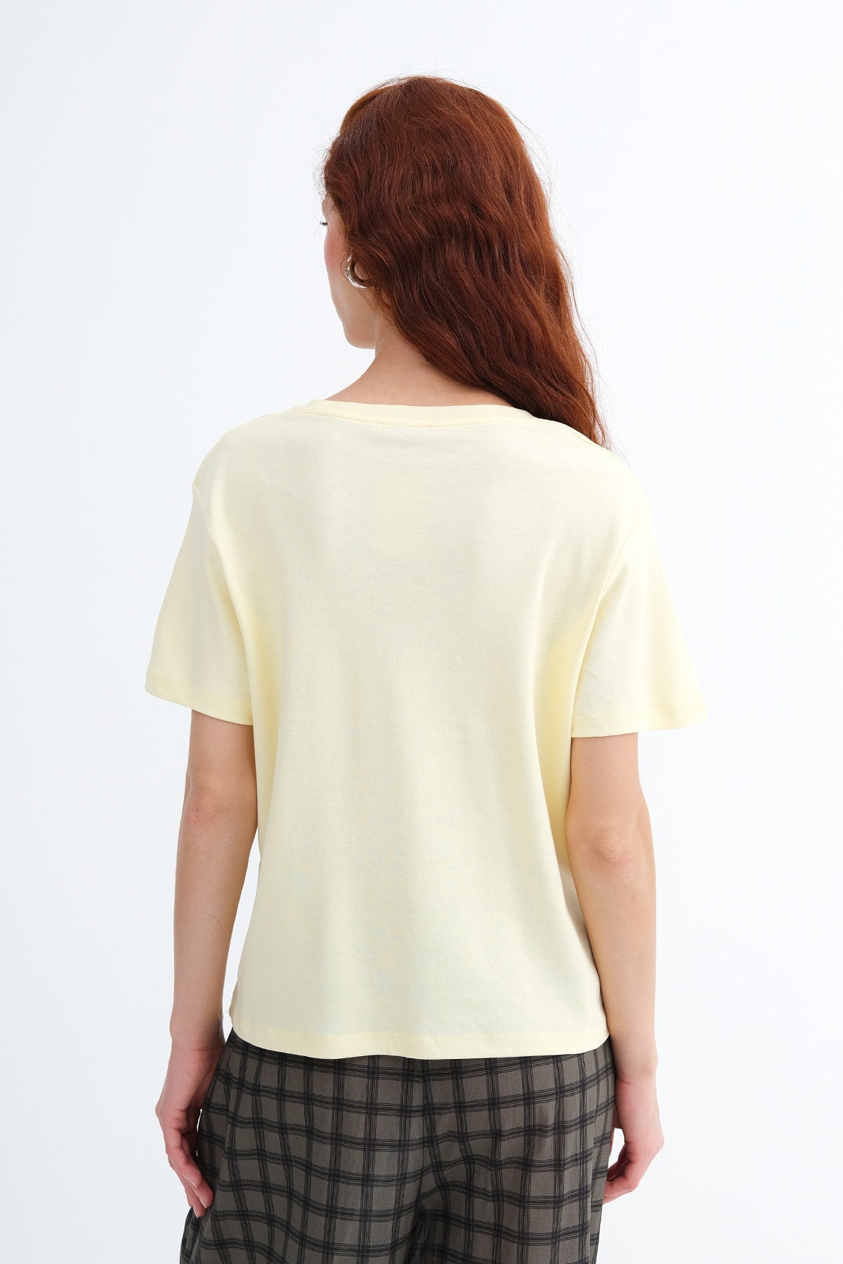 Light-Yellow_Crew-Neck-Basic-T-shirt-addax