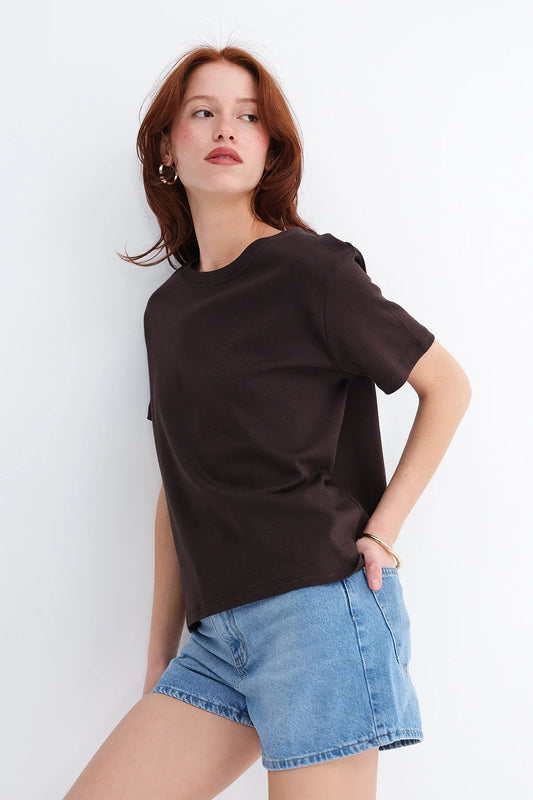 Bitter-Coffee_Crew-Neck-Basic-T-shirt-addax