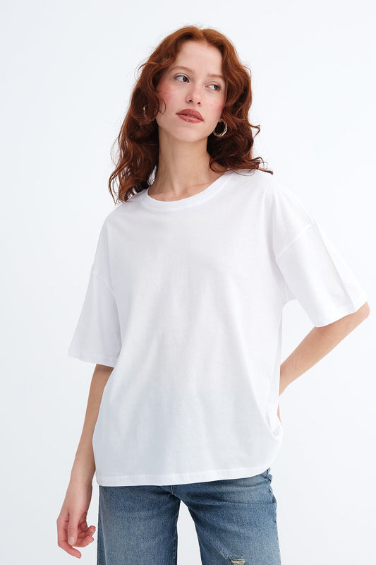 White_Crew-Neck-Basic-T-shirt-addax