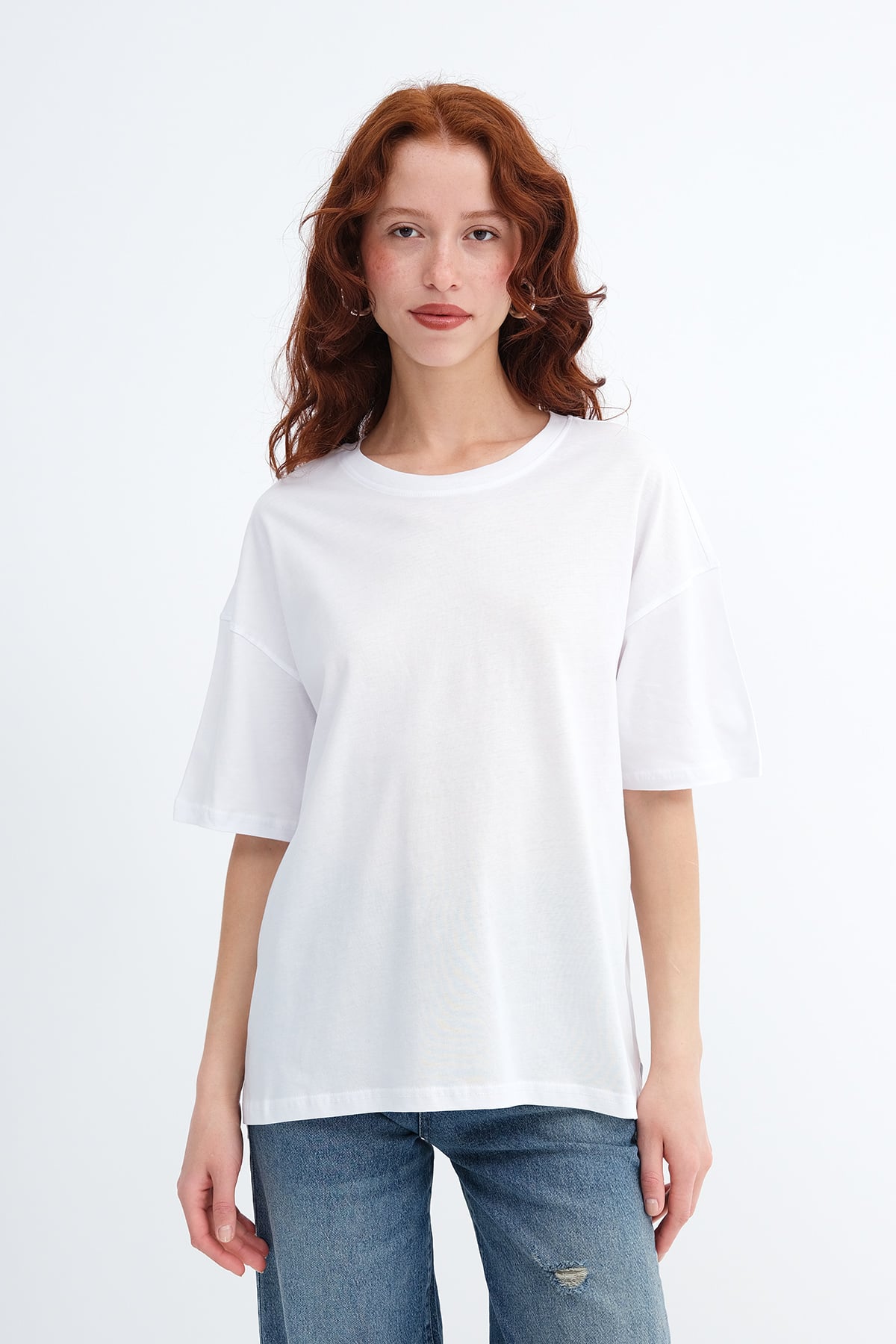 White_Crew-Neck-Basic-T-shirt-addax