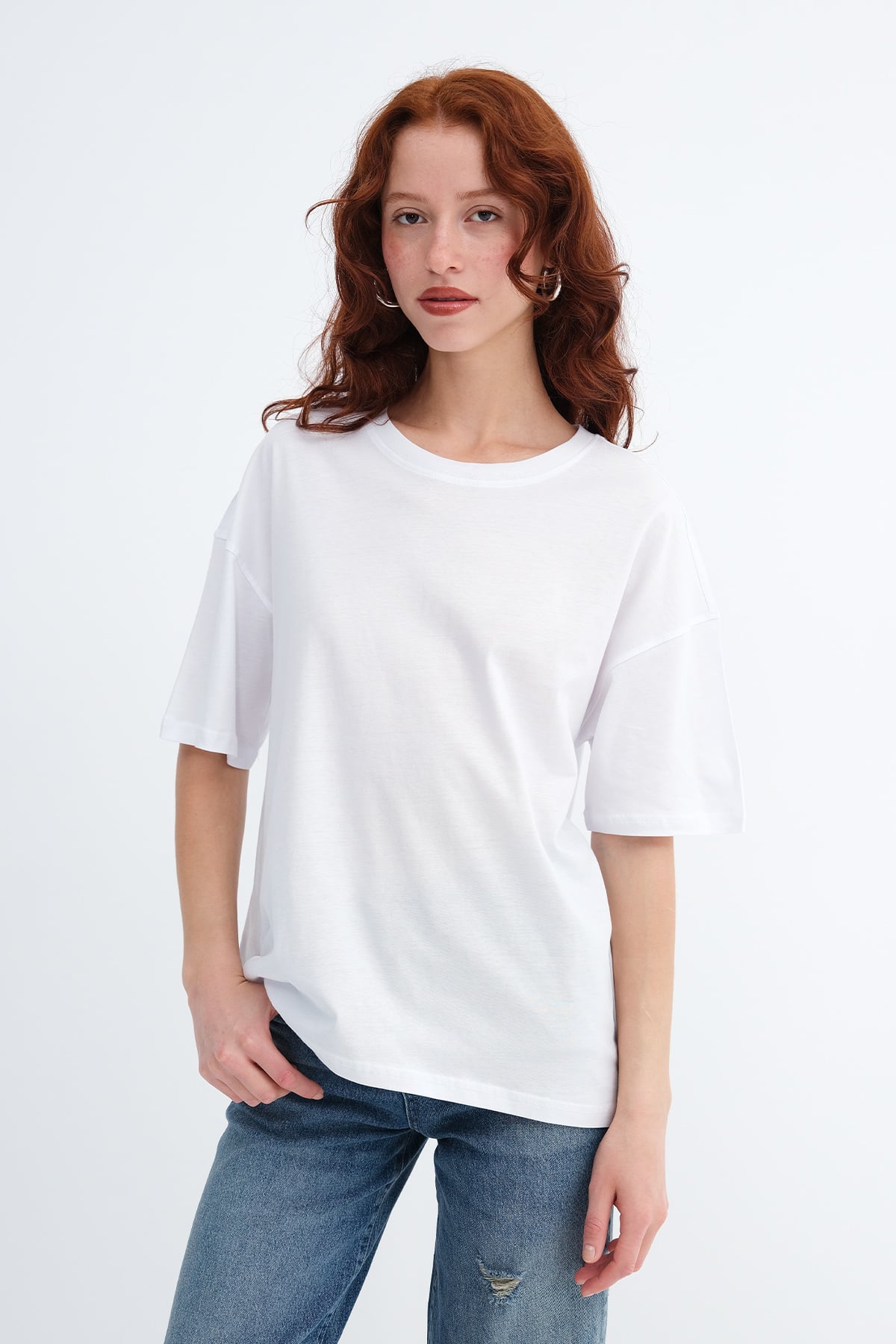 White_Crew-Neck-Basic-T-shirt-addax