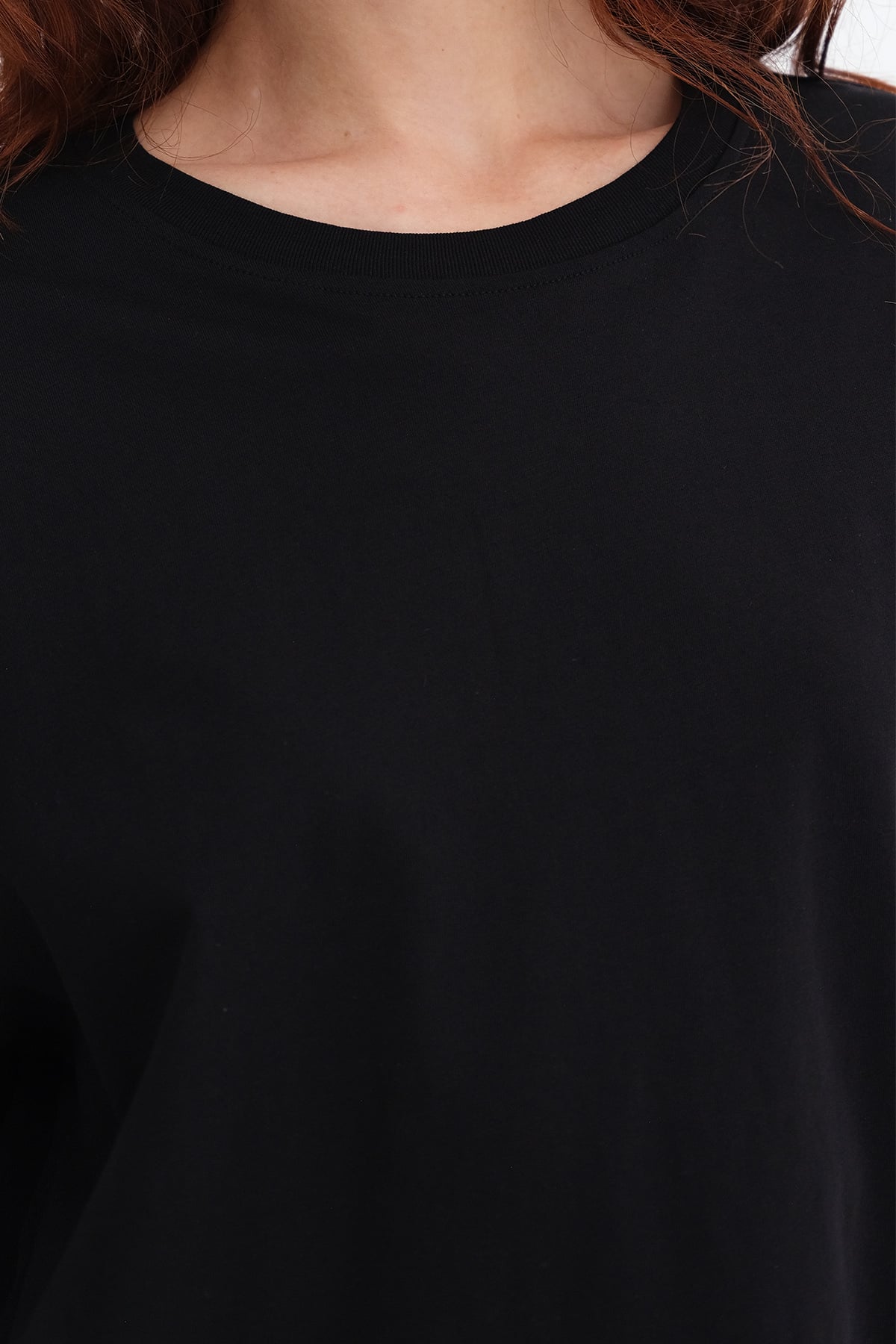 Black_Crew-Neck-Basic-T-shirt-addax