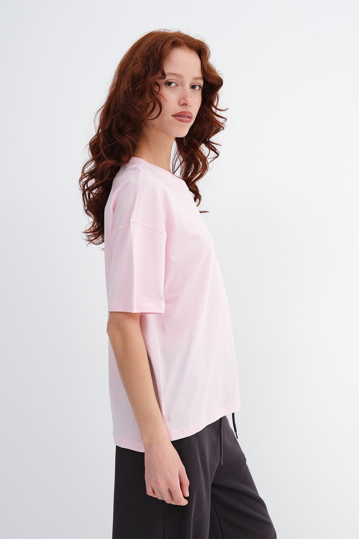 Lotus_Crew-Neck-Basic-T-shirt-addax