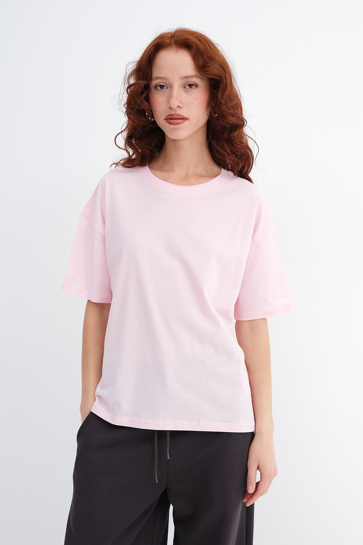 Lotus_Crew-Neck-Basic-T-shirt-addax