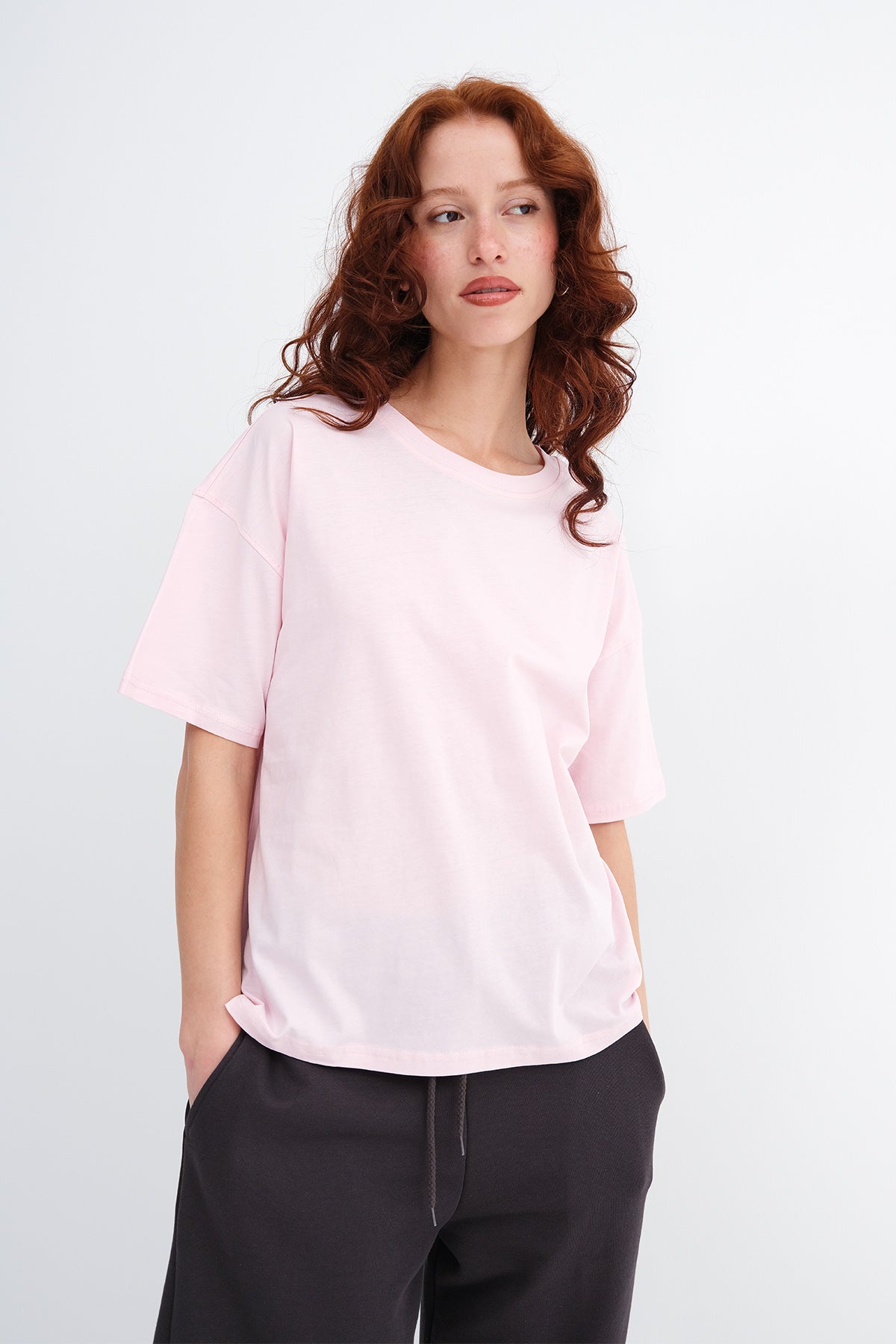 Lotus_Crew-Neck-Basic-T-shirt-addax