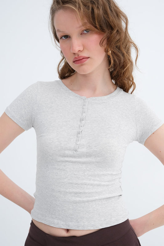 Snow-Melange_Button-Down-Collar-T-shirt-addax