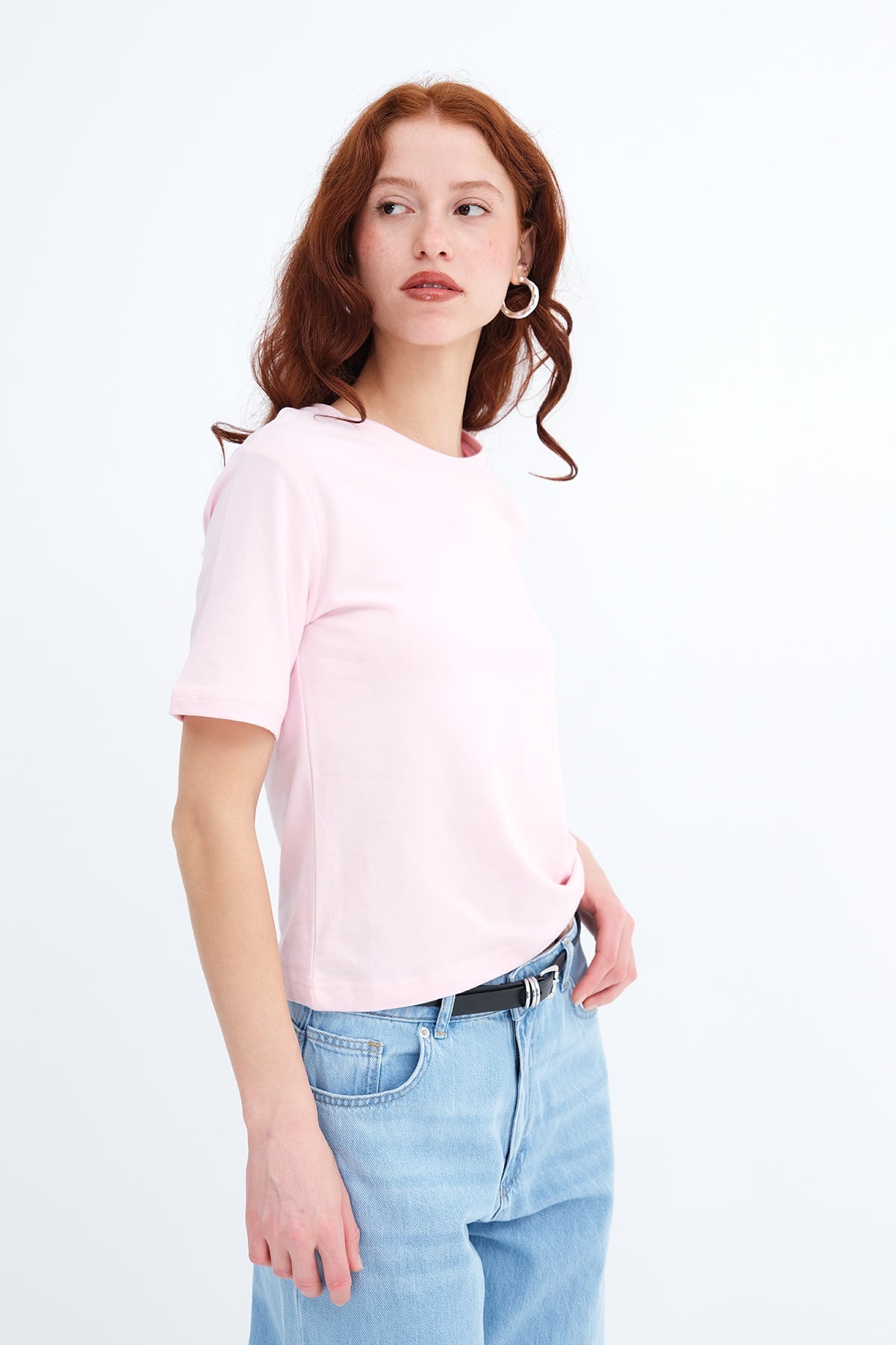Lotus_Crew-Neck-Basic-T-shirt-addax