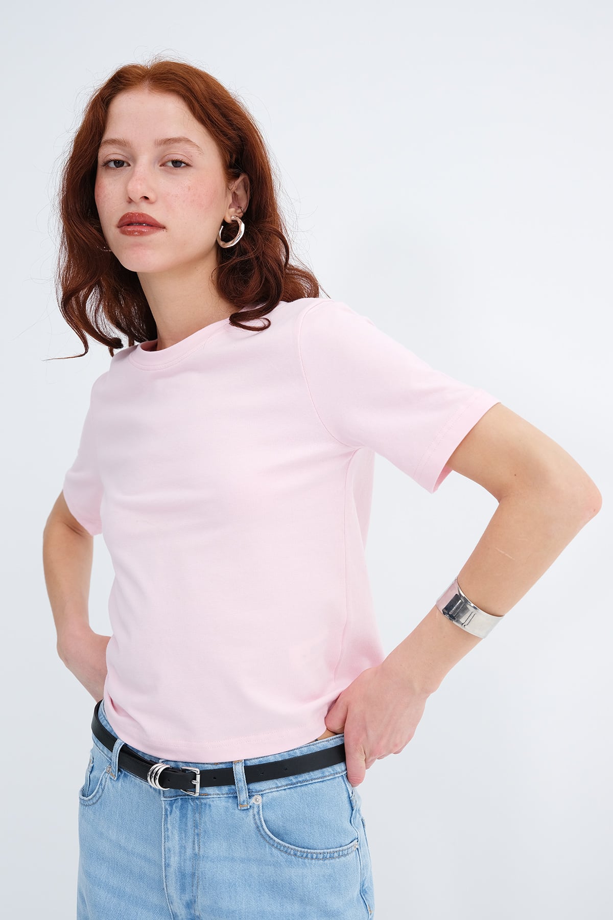 Lotus_Crew-Neck-Basic-T-shirt-addax