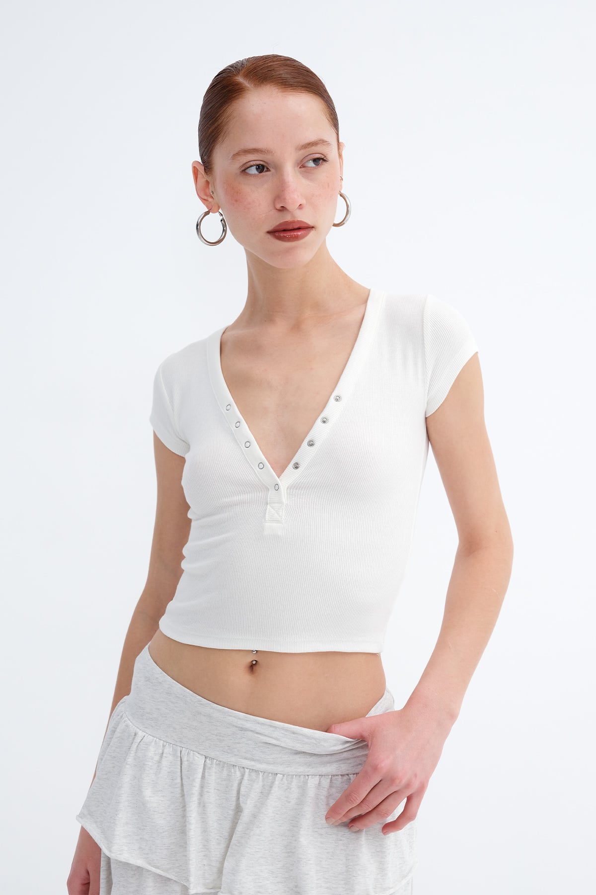 Ecru_Snap-Button-Collar-Modal T-shirt-addax