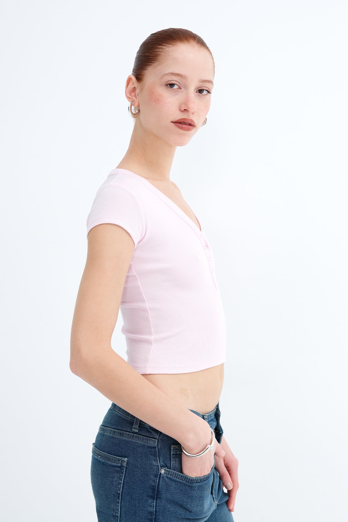 Lotus_Snap-Button-Collar-Modal T-shirt-addax