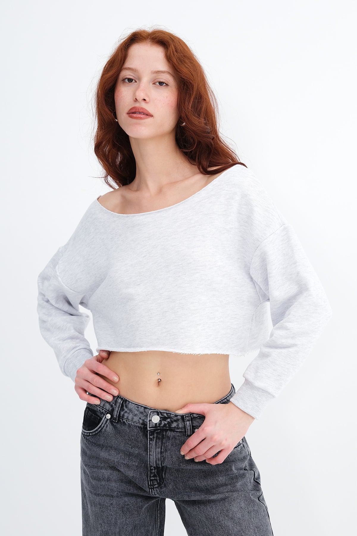 Snow-Melange_Boat-Neck-Shimmery-Sweatshirt-addax