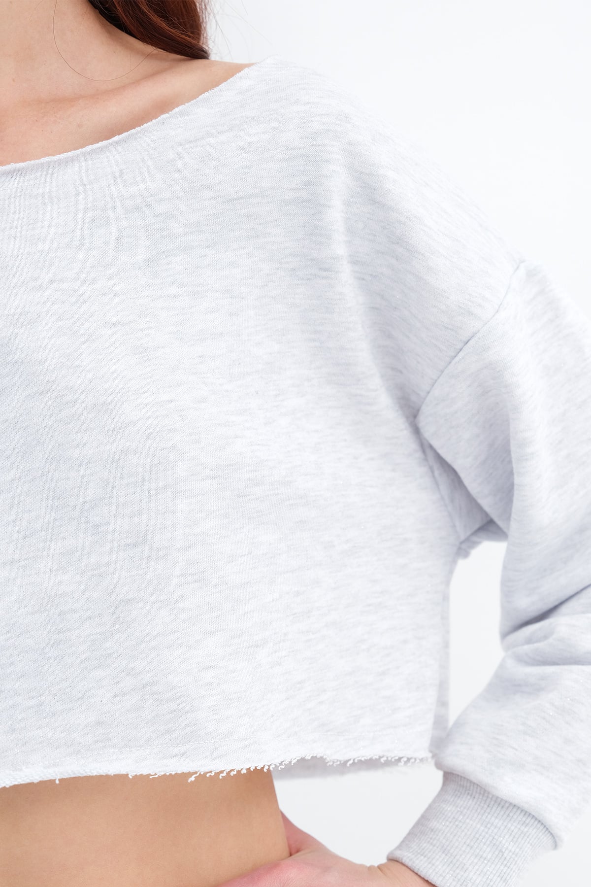 Snow-Melange_Boat-Neck-Shimmery-Sweatshirt-addax