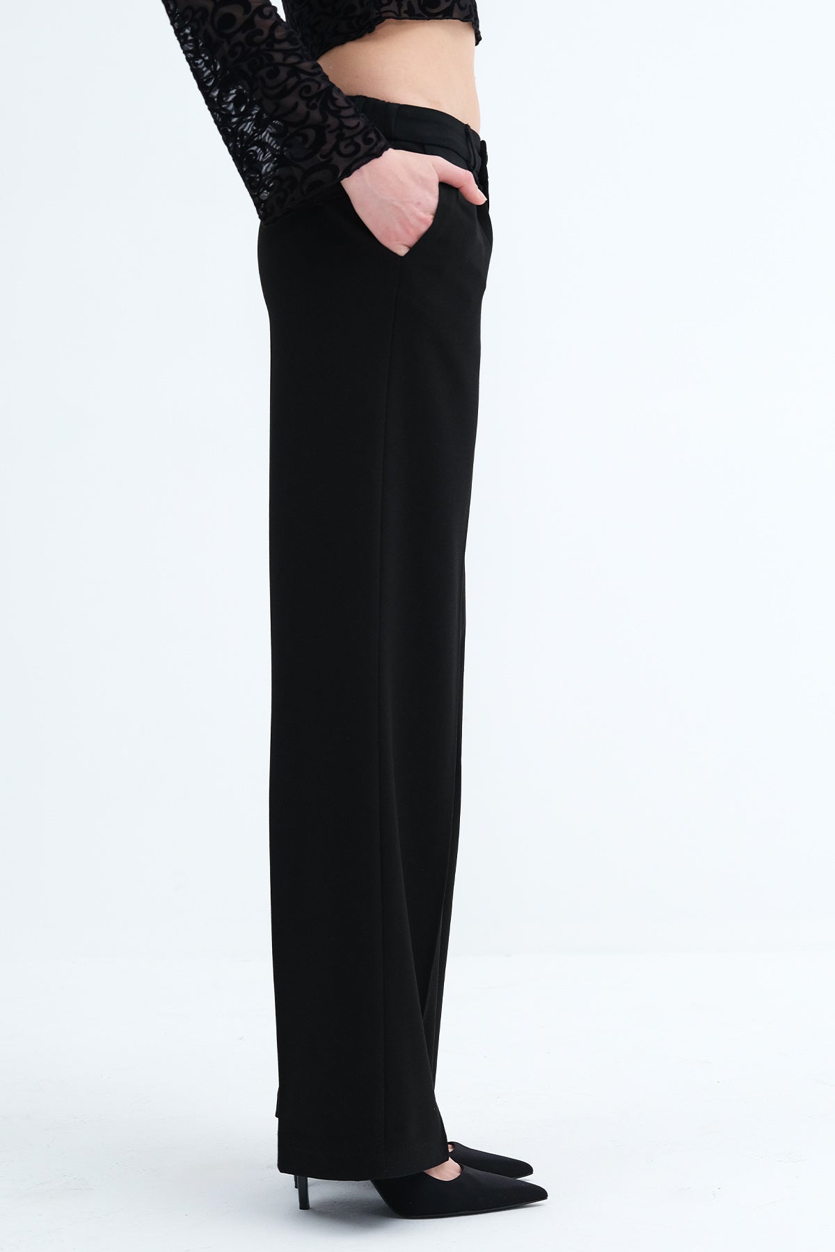 Black_Buttoned-Wide-Leg-Pants-addax