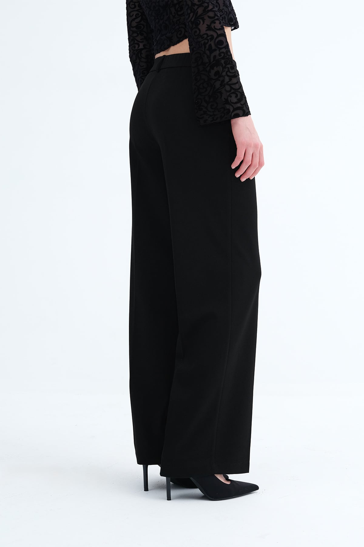 Black_Buttoned-Wide-Leg-Pants-addax