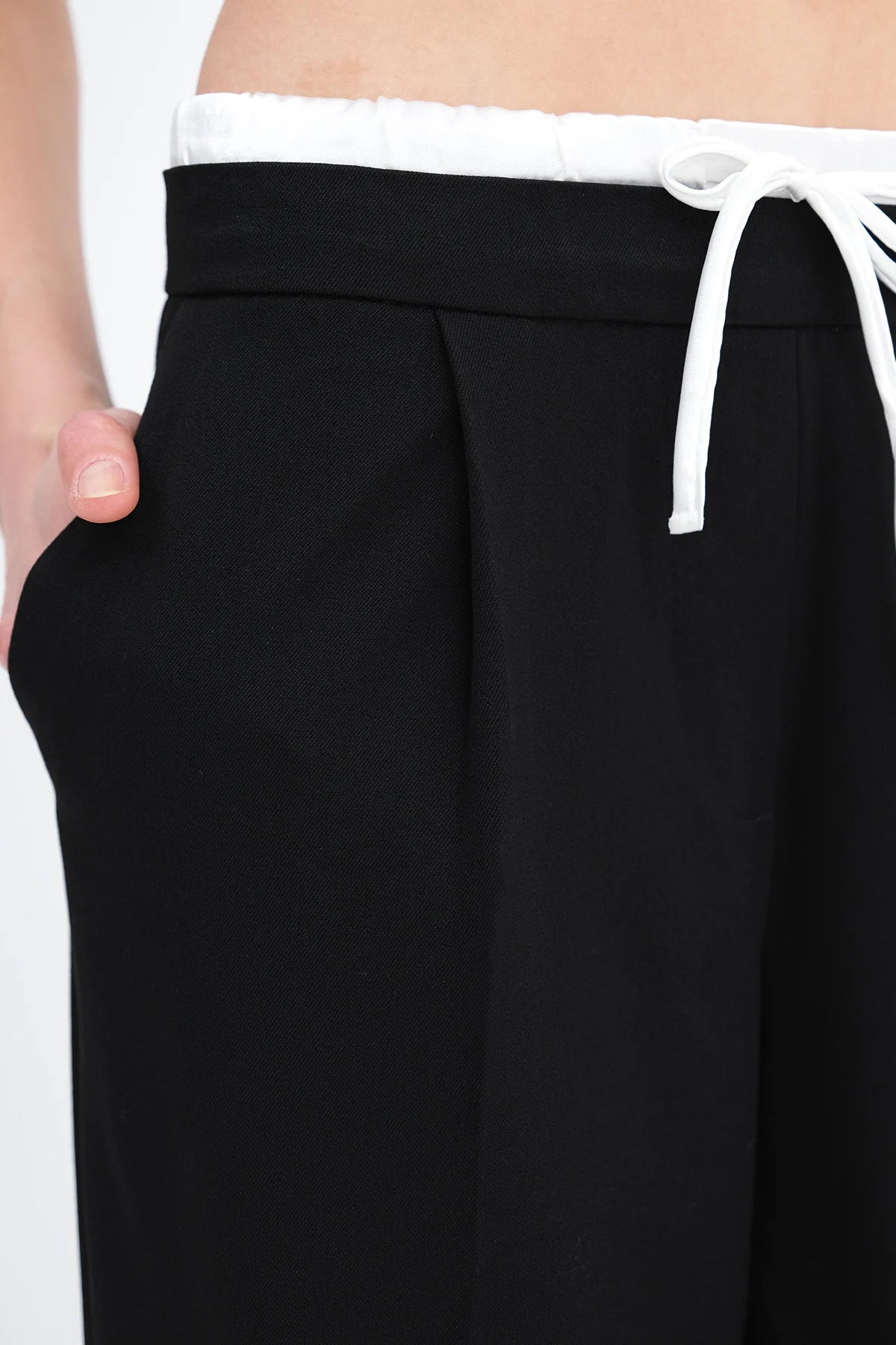 Black_Double-Waistband-Trousers-addax