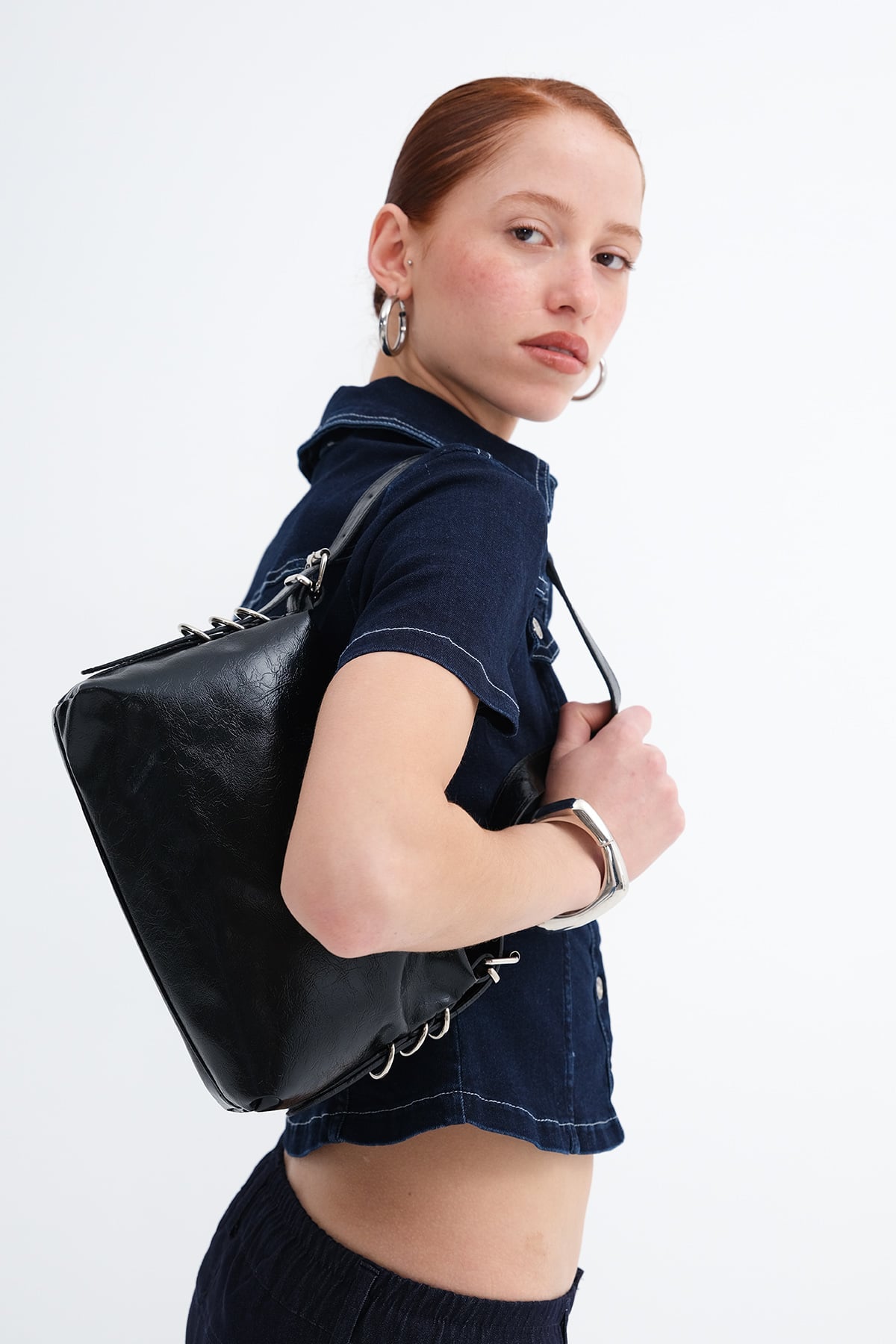Black_Zippered-Hand-and-Shoulder-Bag-addax