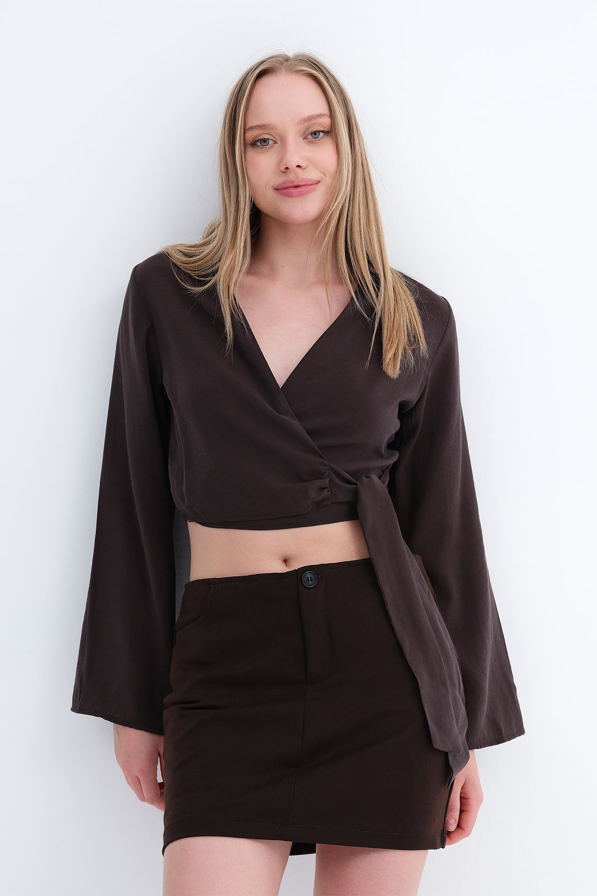 Bitter-Coffee_Long-Sleeve-Tie-Front-Shirt-addax