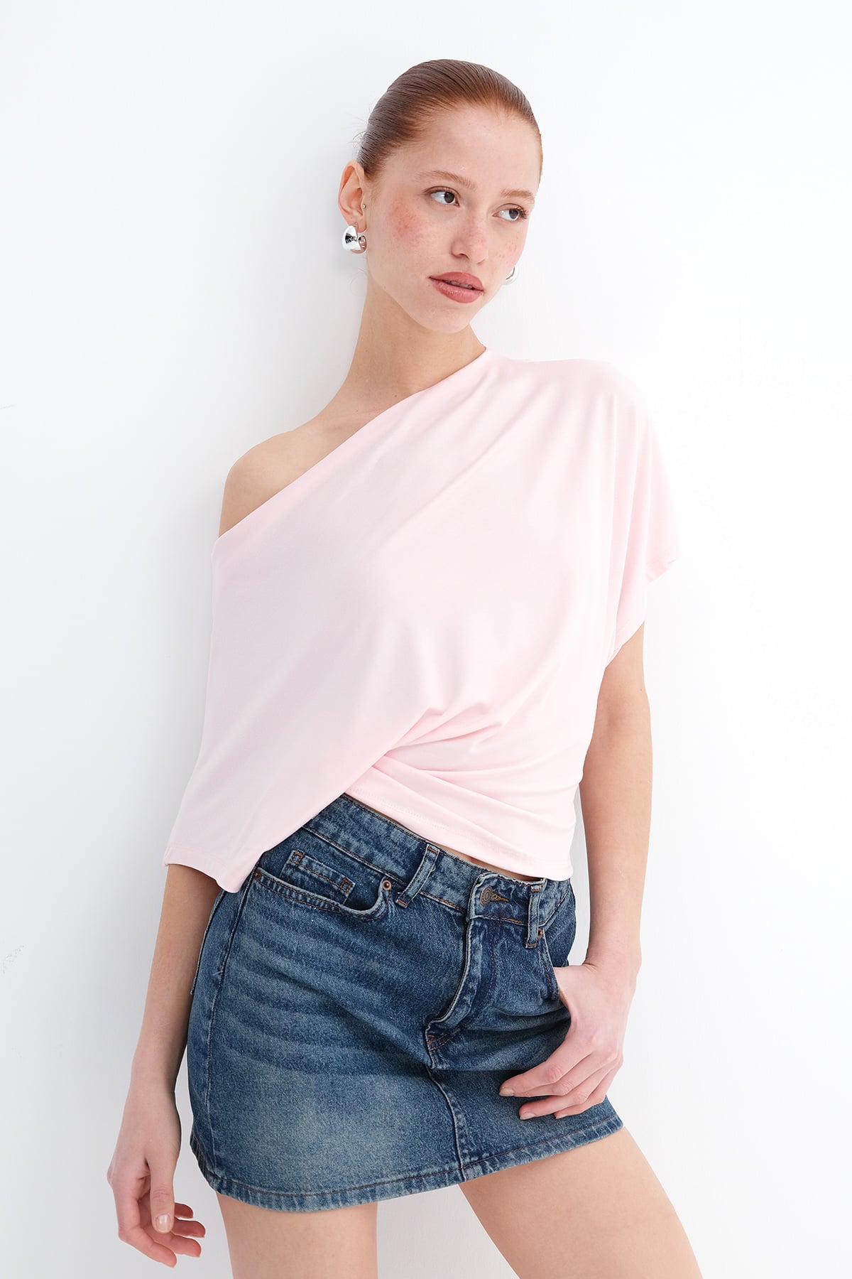 Lotus_Boat-Neck-Blouse-addax