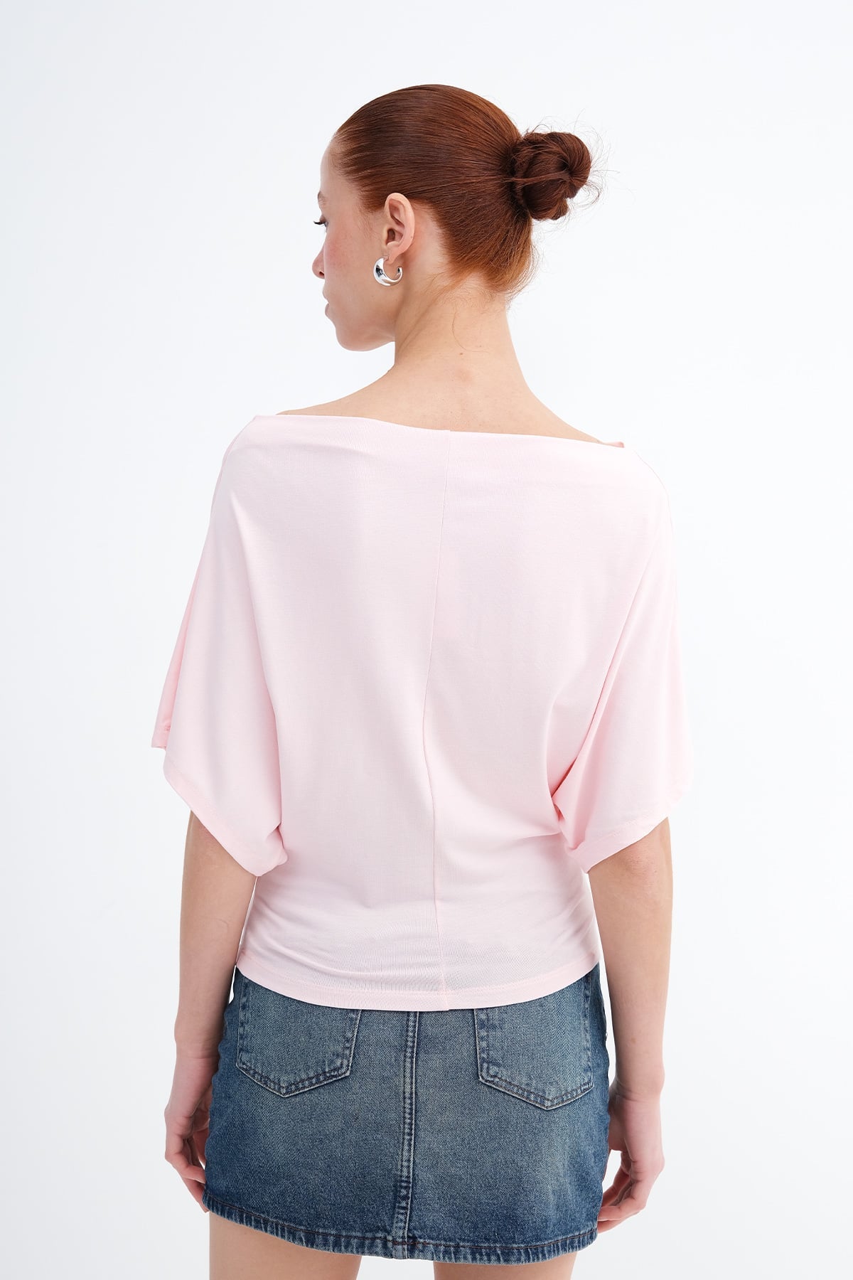 Lotus_Boat-Neck-Blouse-addax